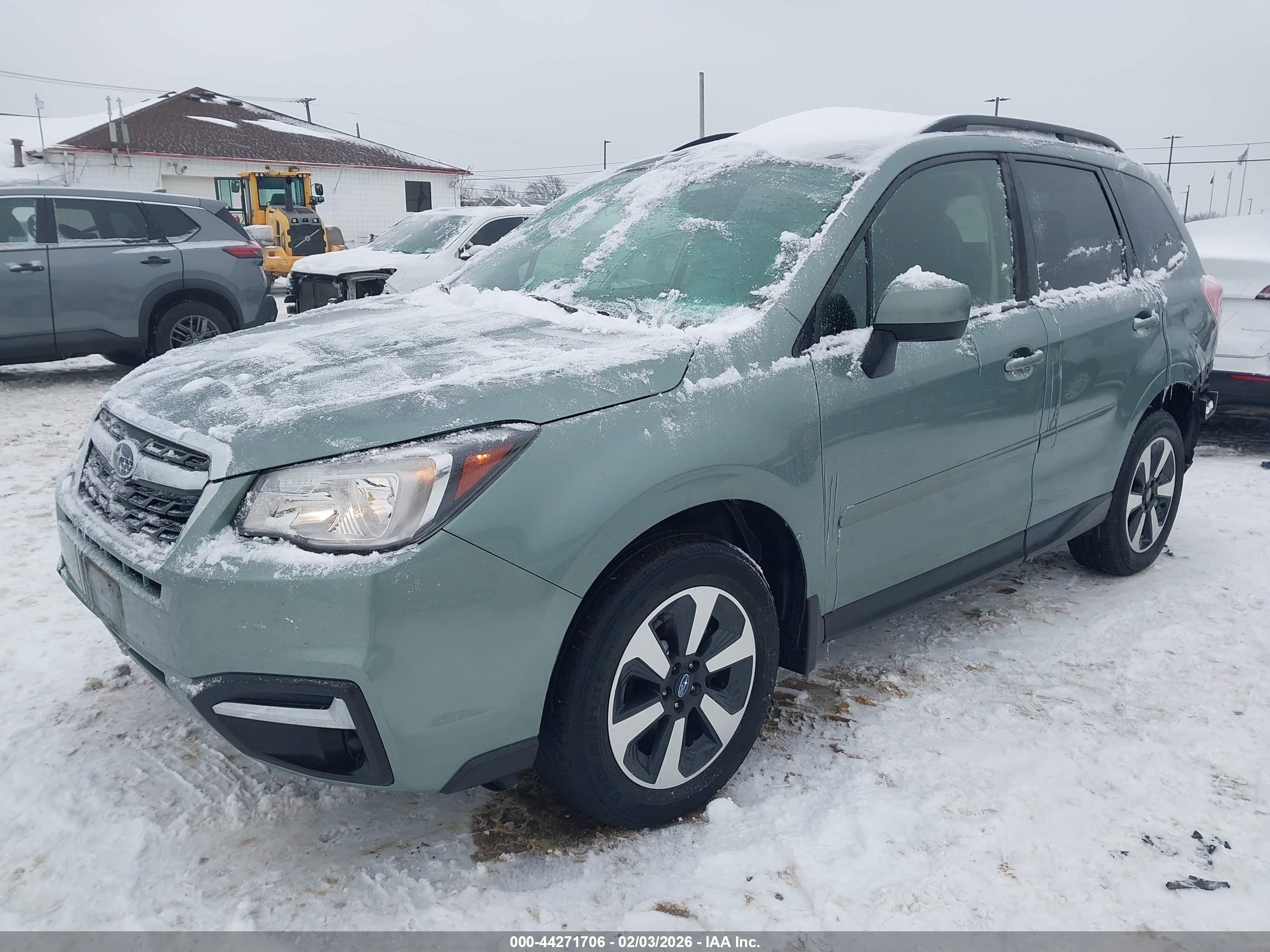 SUBARU FORESTER image 2
