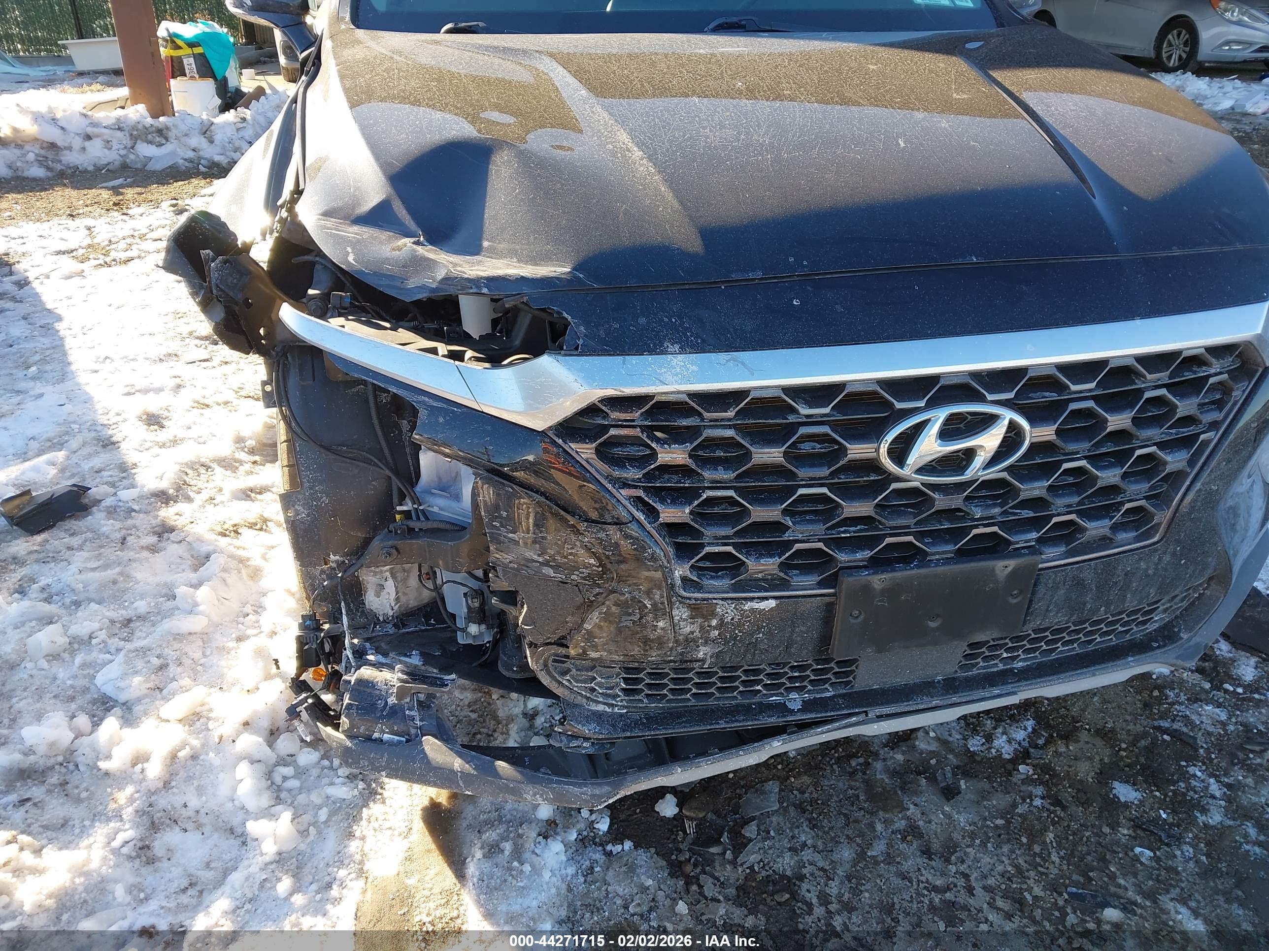 HYUNDAI SANTA image 6