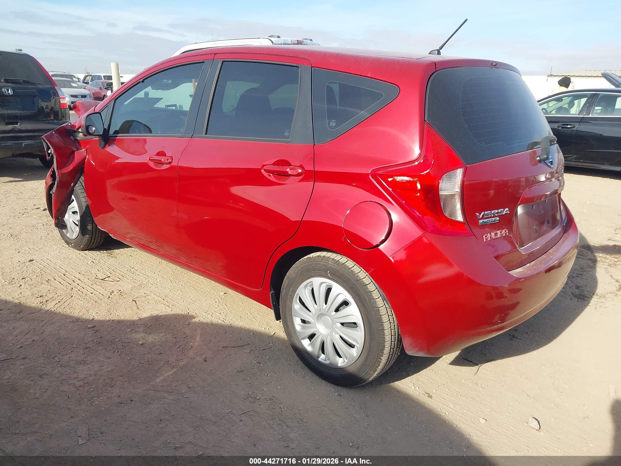 NISSAN VERSA image 3