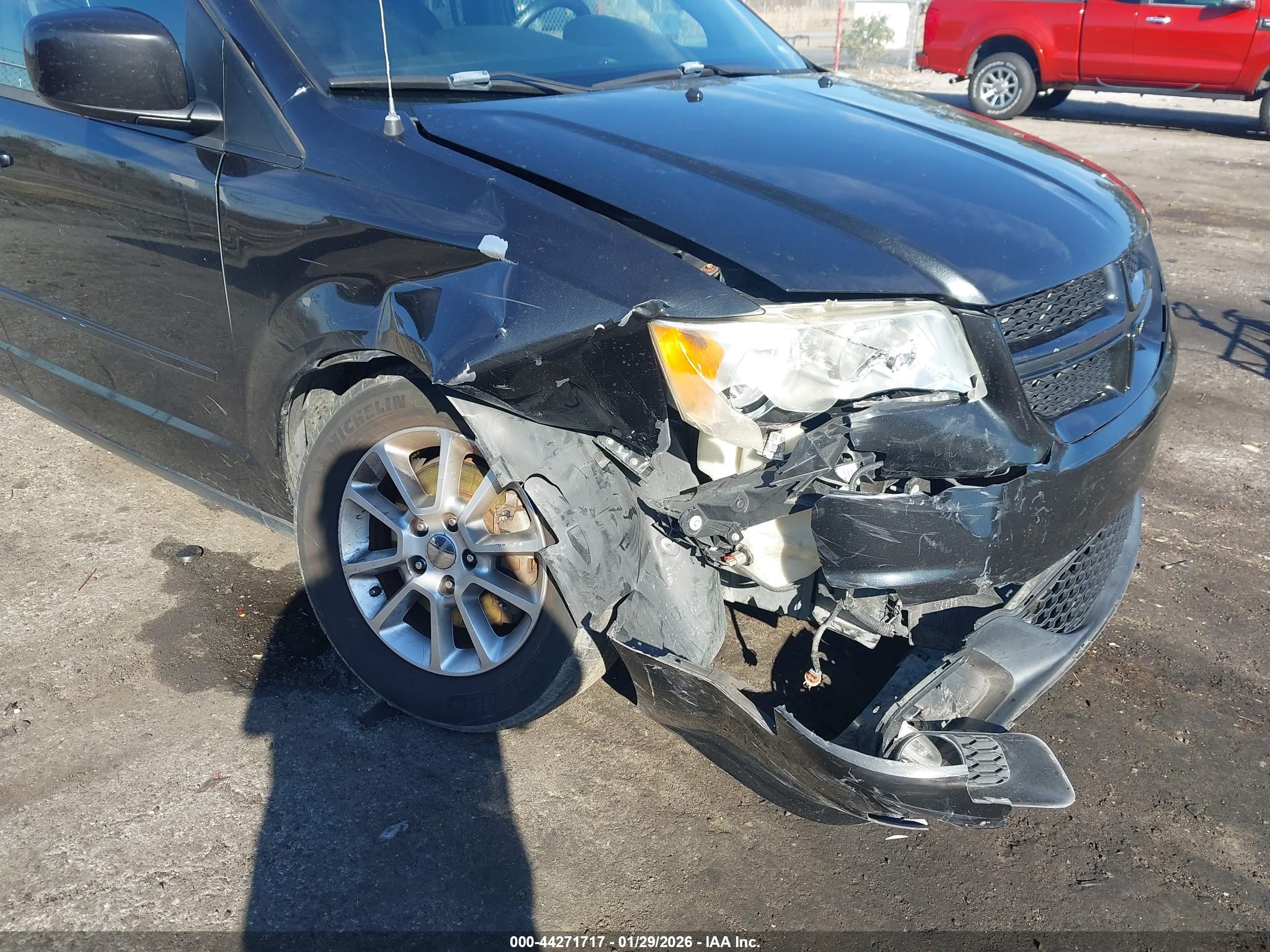 DODGE GRAND image 6