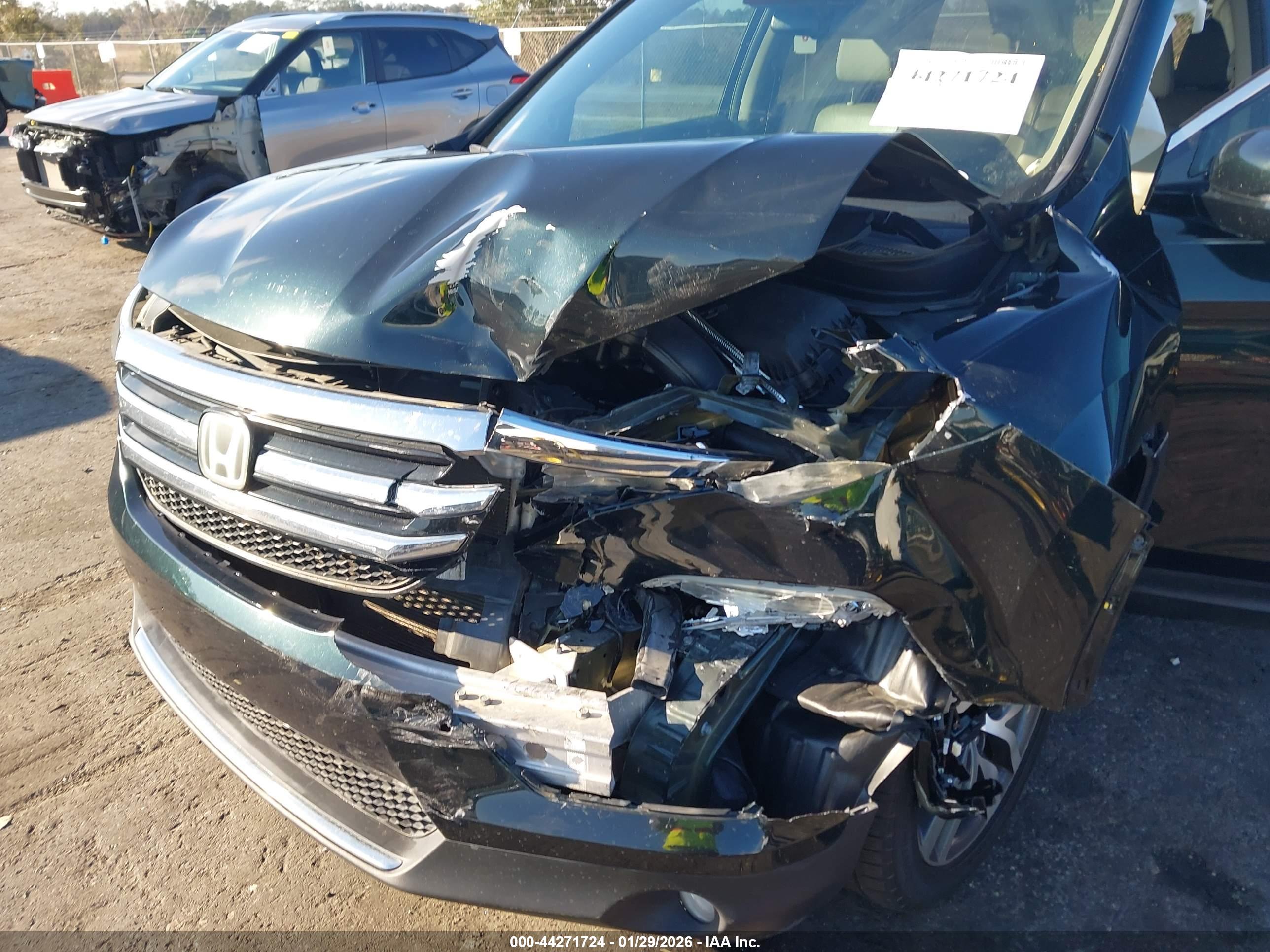 HONDA PILOT image 6