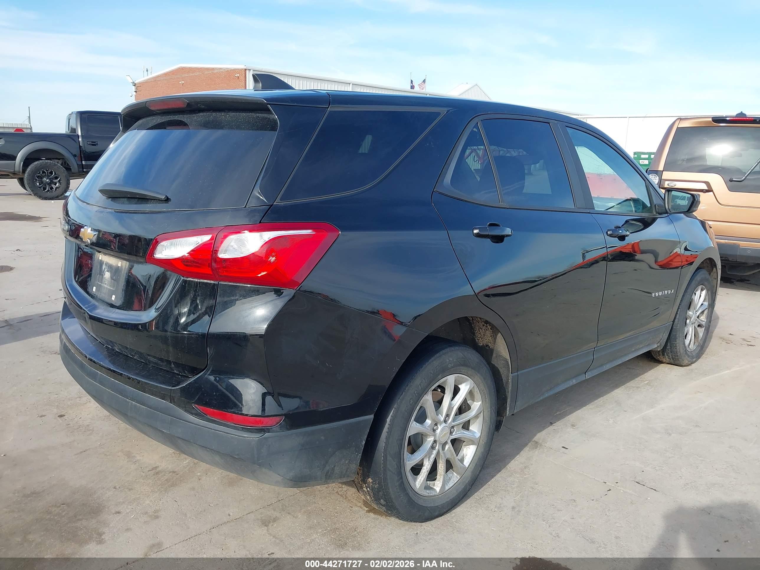 CHEVROLET EQUINOX image 4
