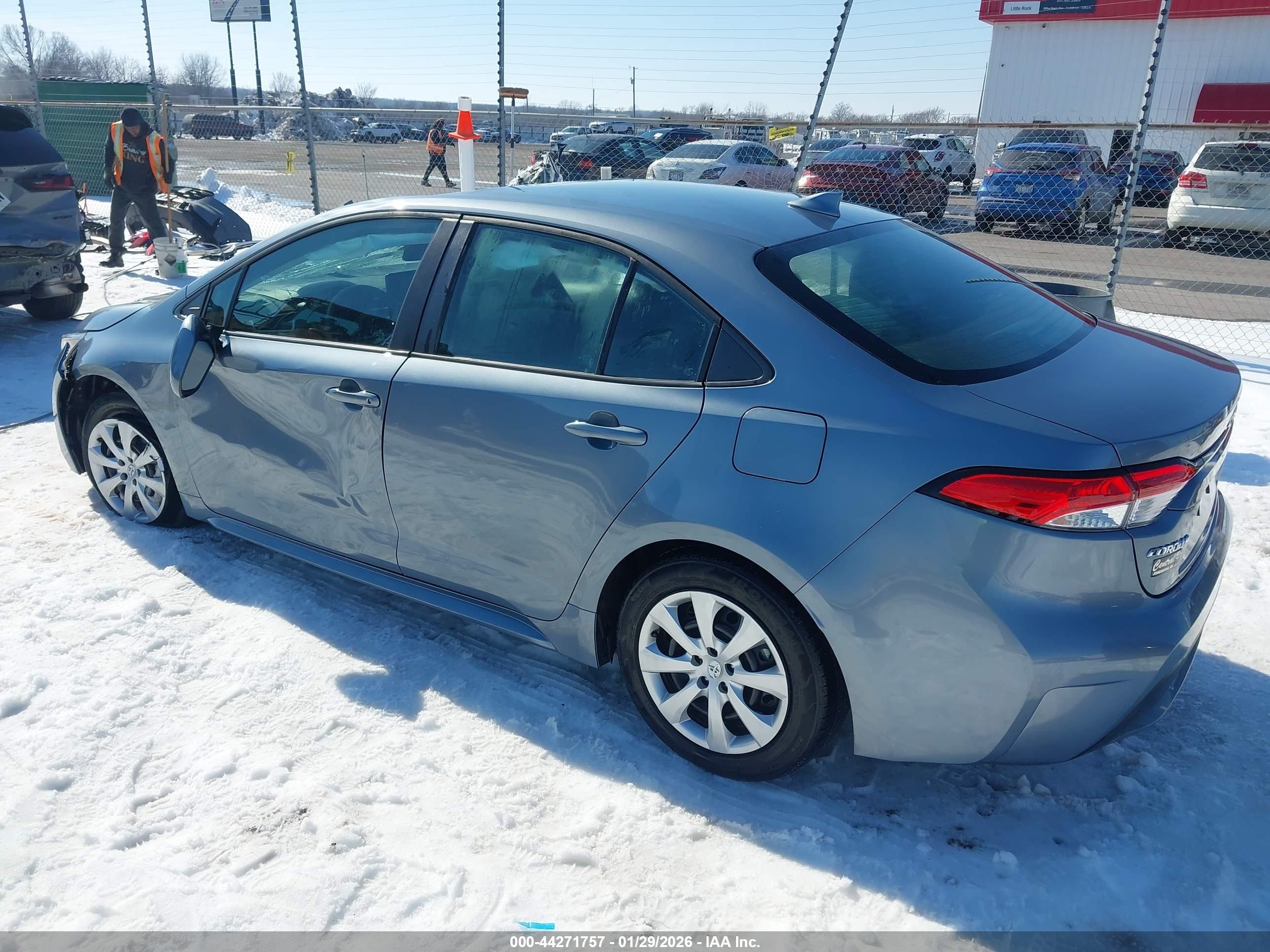 TOYOTA COROLLA image 3
