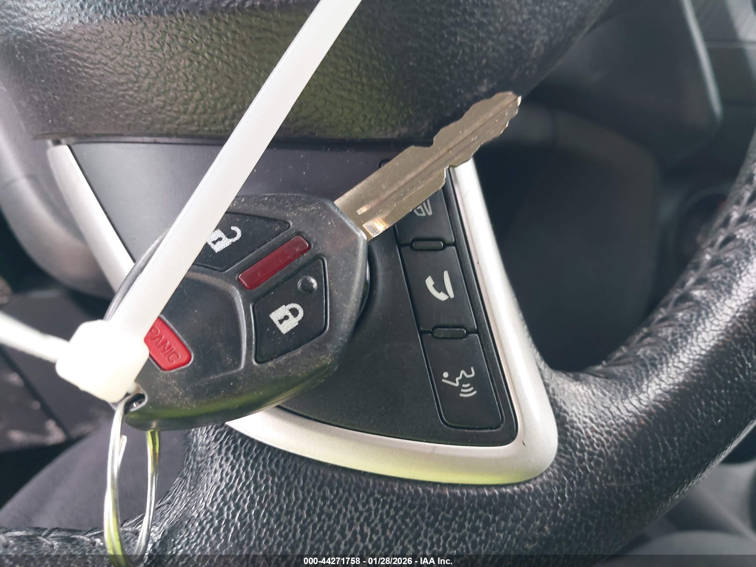 MITSUBISHI OUTLANDER image 11