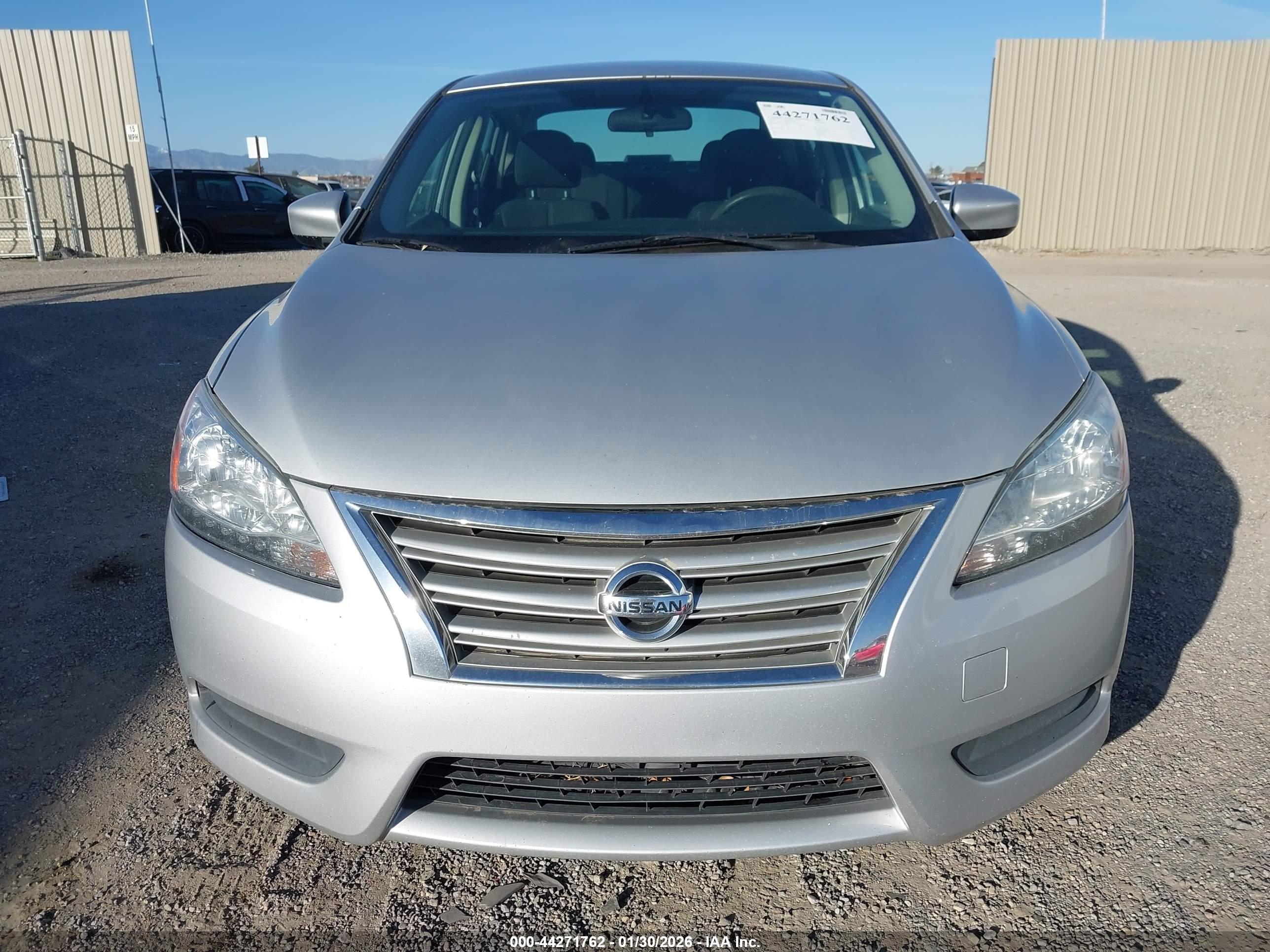 NISSAN SENTRA image 6