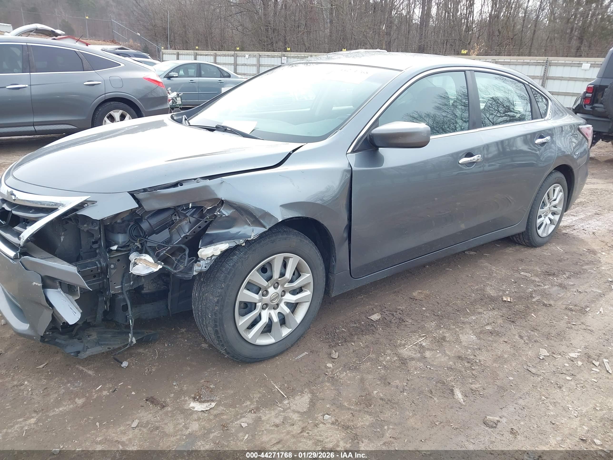 NISSAN ALTIMA image 2