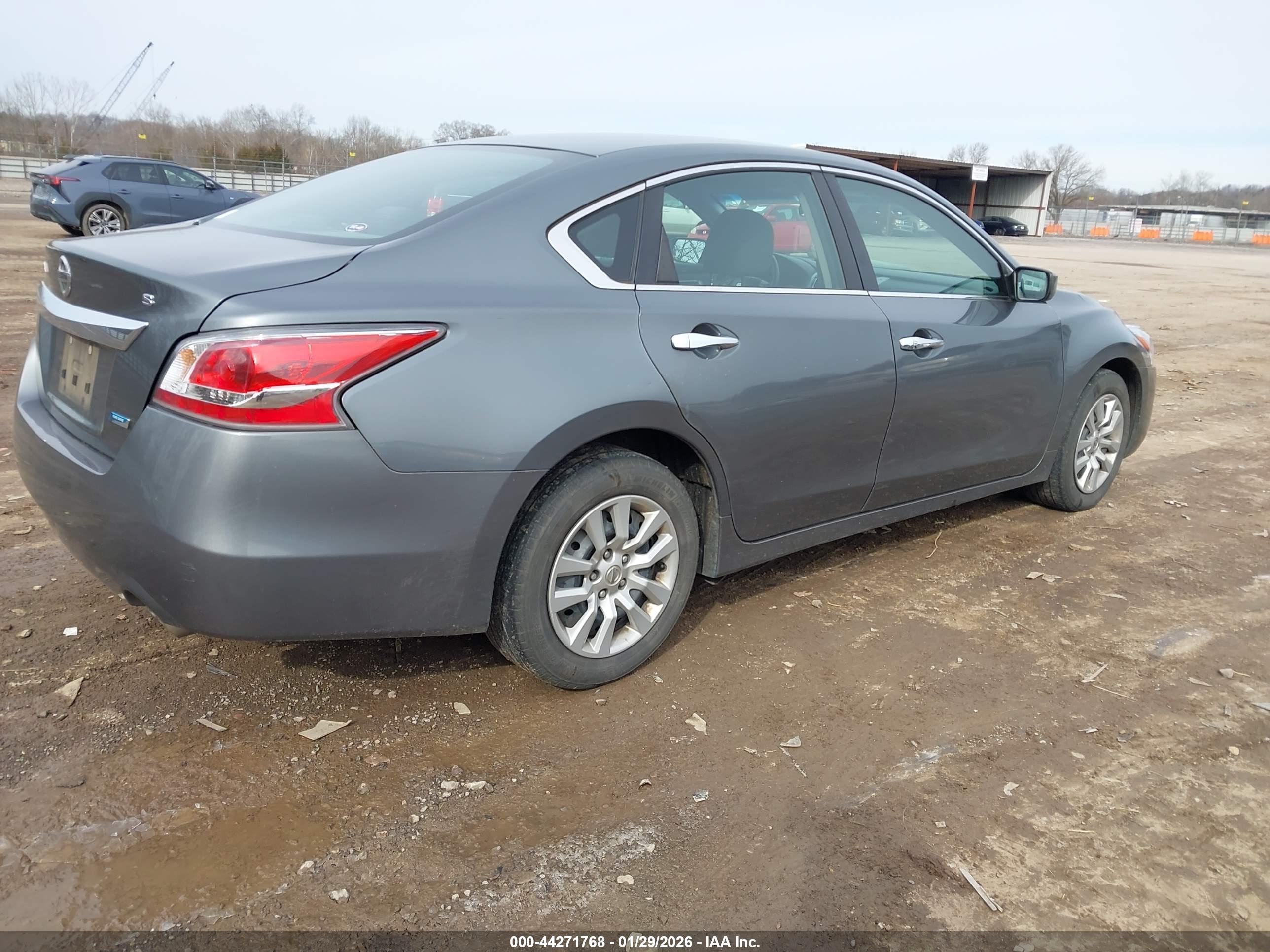 NISSAN ALTIMA image 4