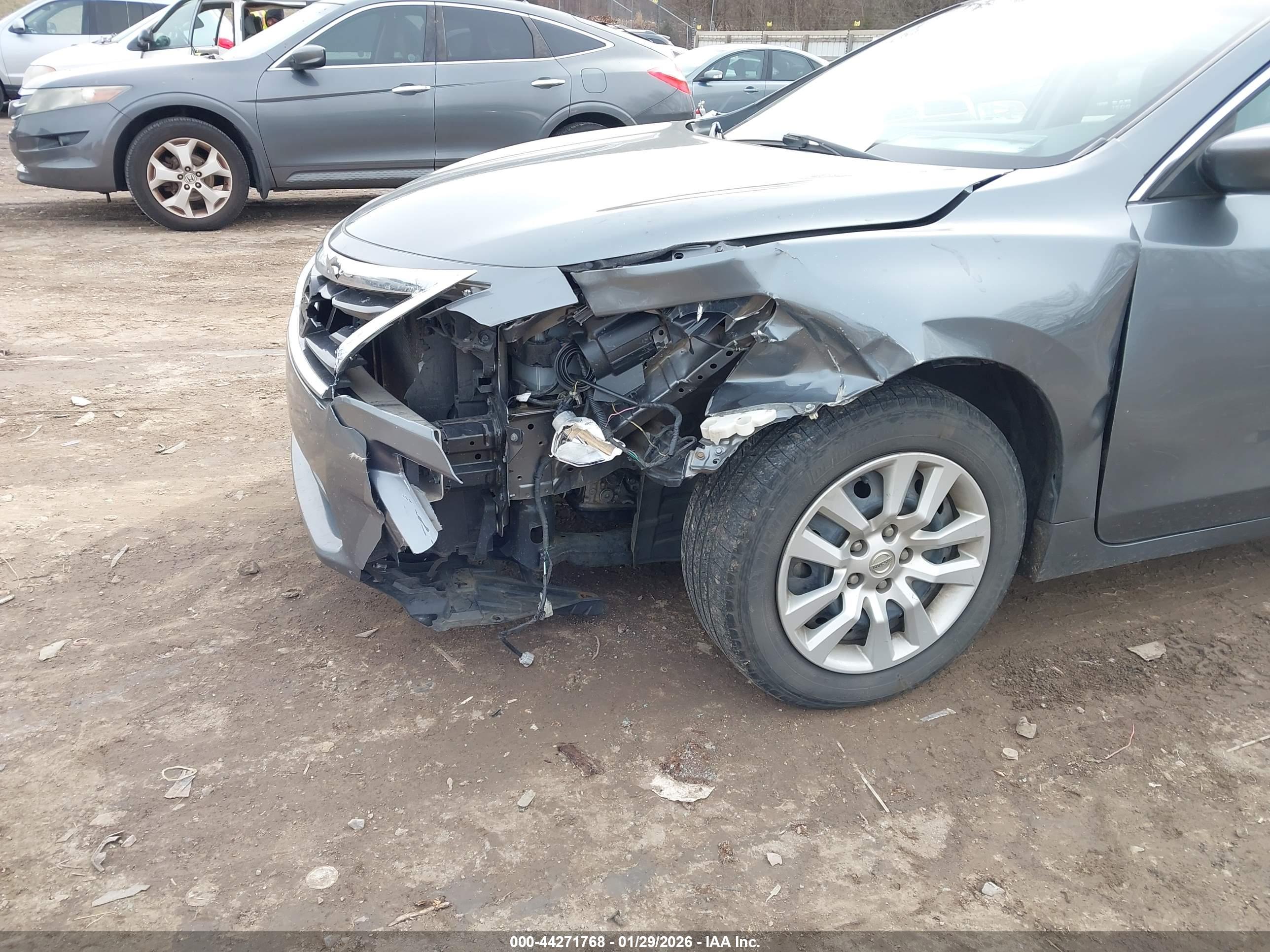 NISSAN ALTIMA image 6