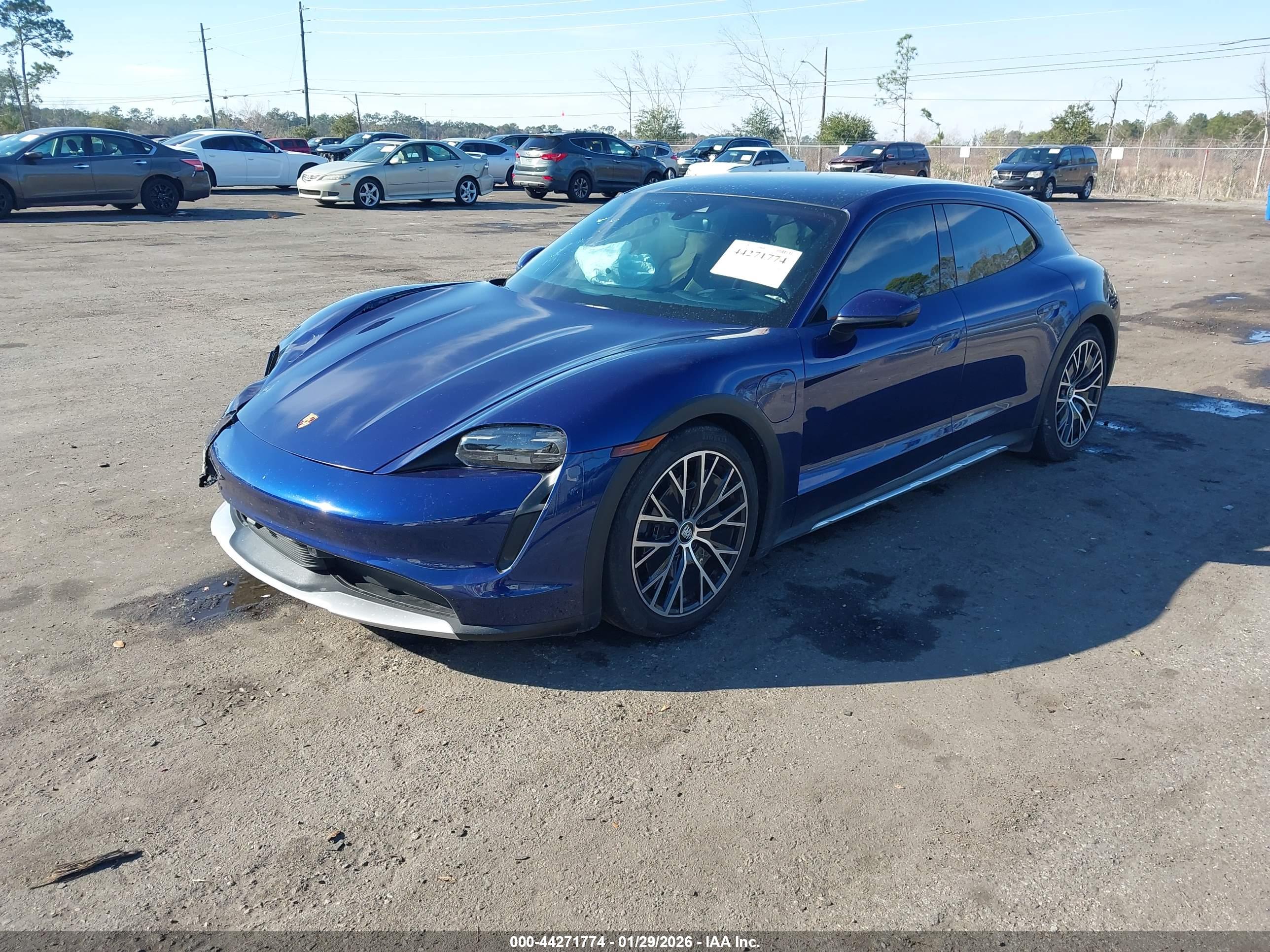 PORSCHE TAYCAN image 2