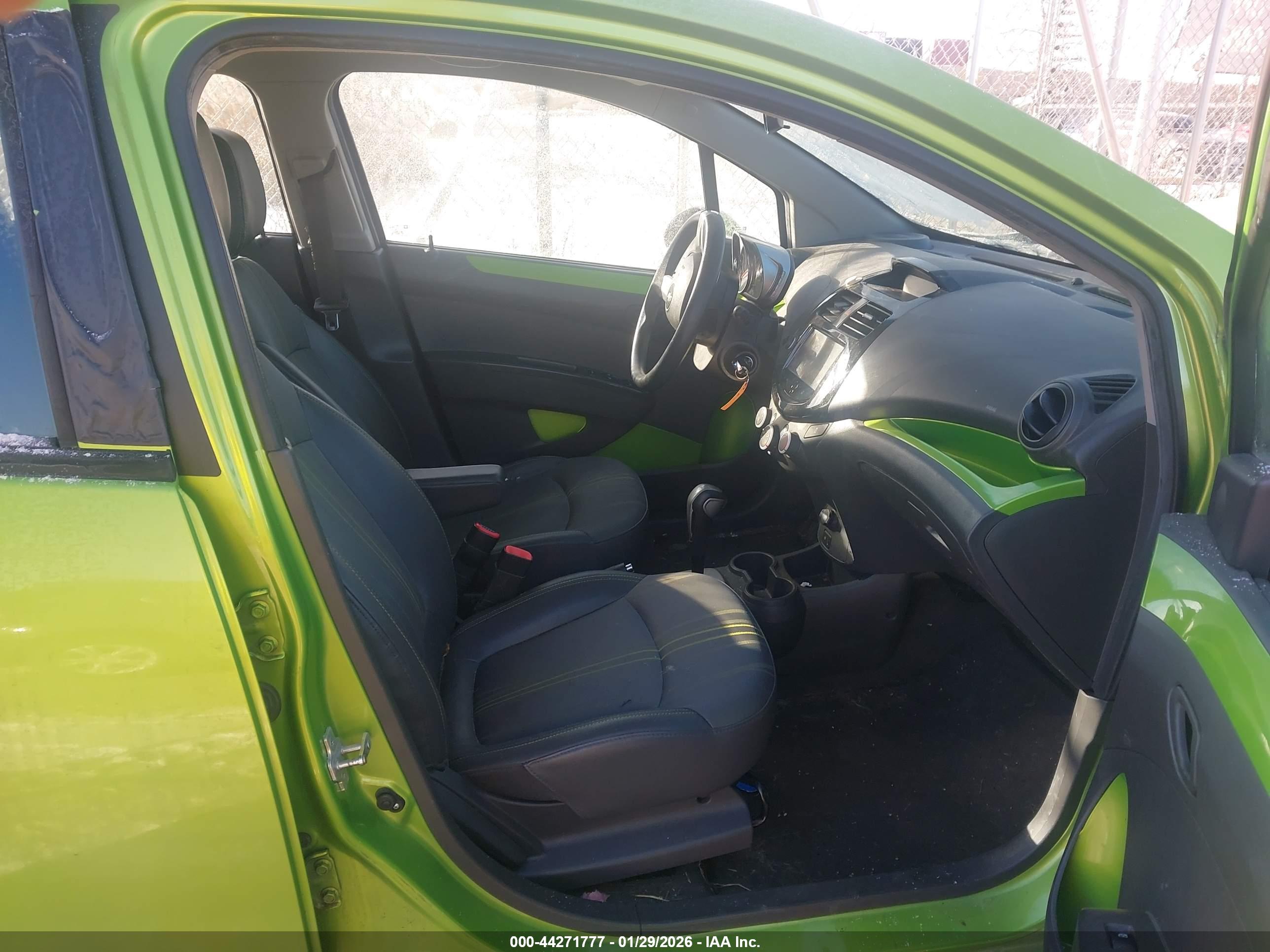 CHEVROLET SPARK image 5