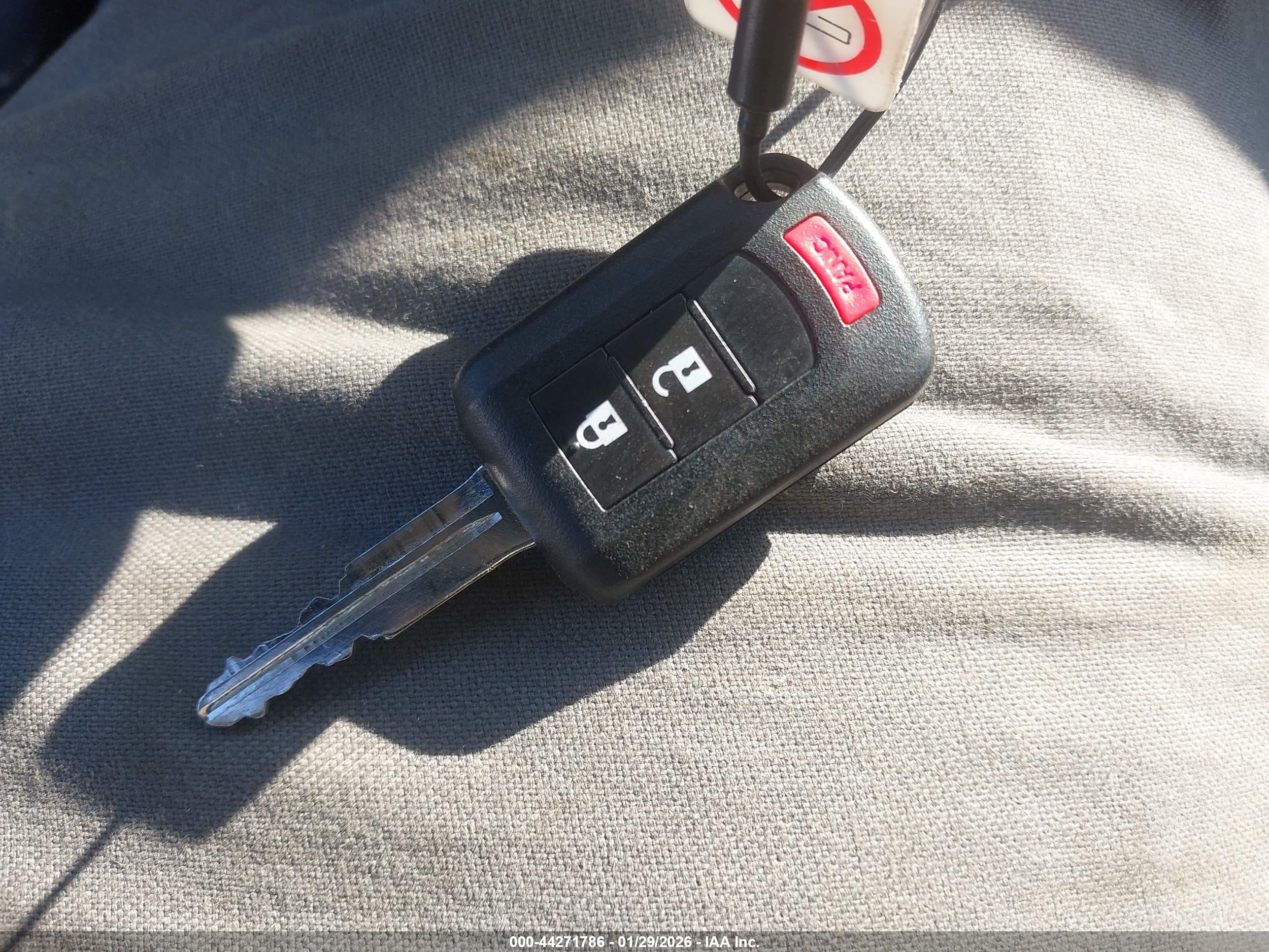 MITSUBISHI MIRAGE image 11