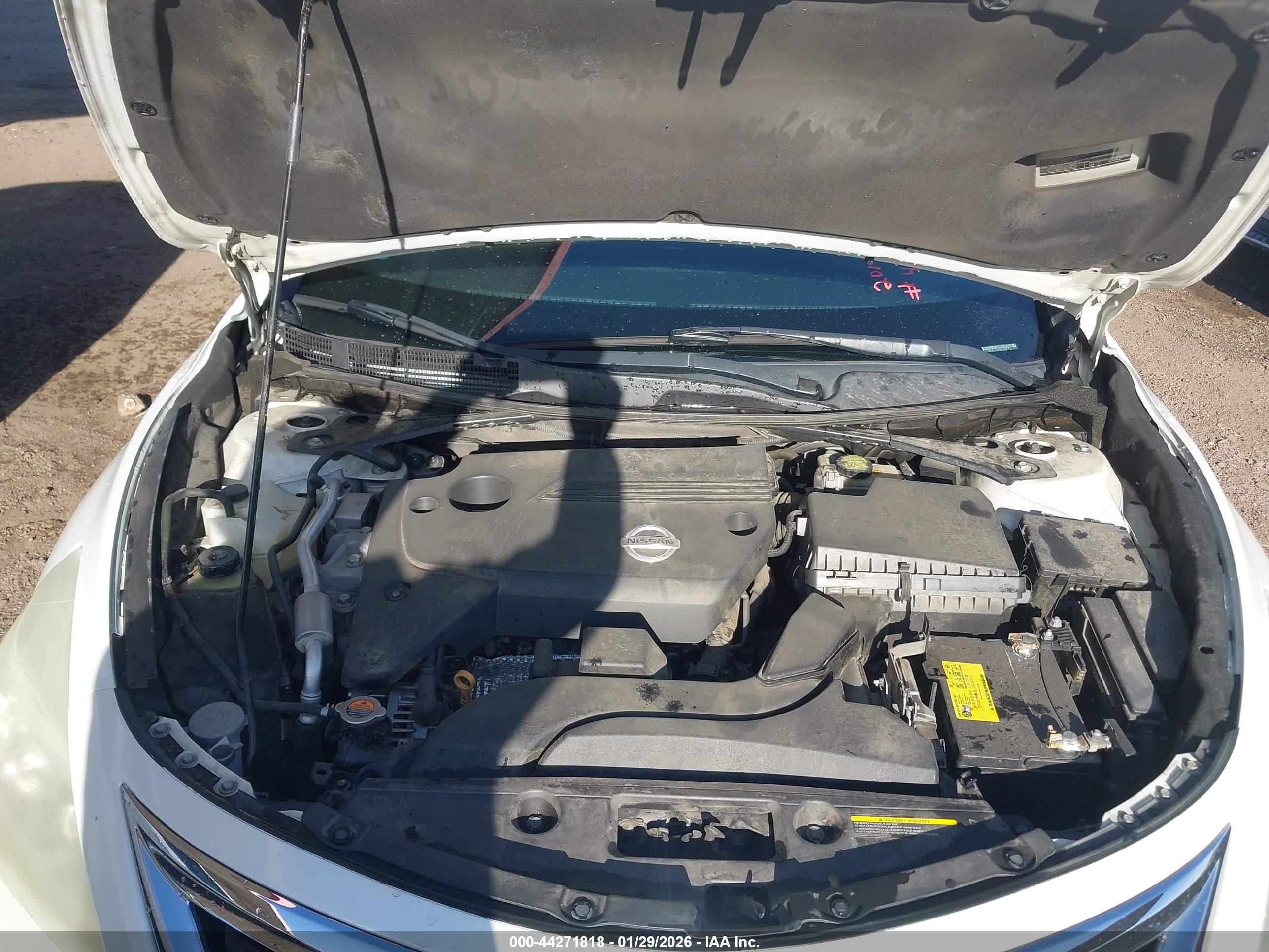 NISSAN ALTIMA image 10
