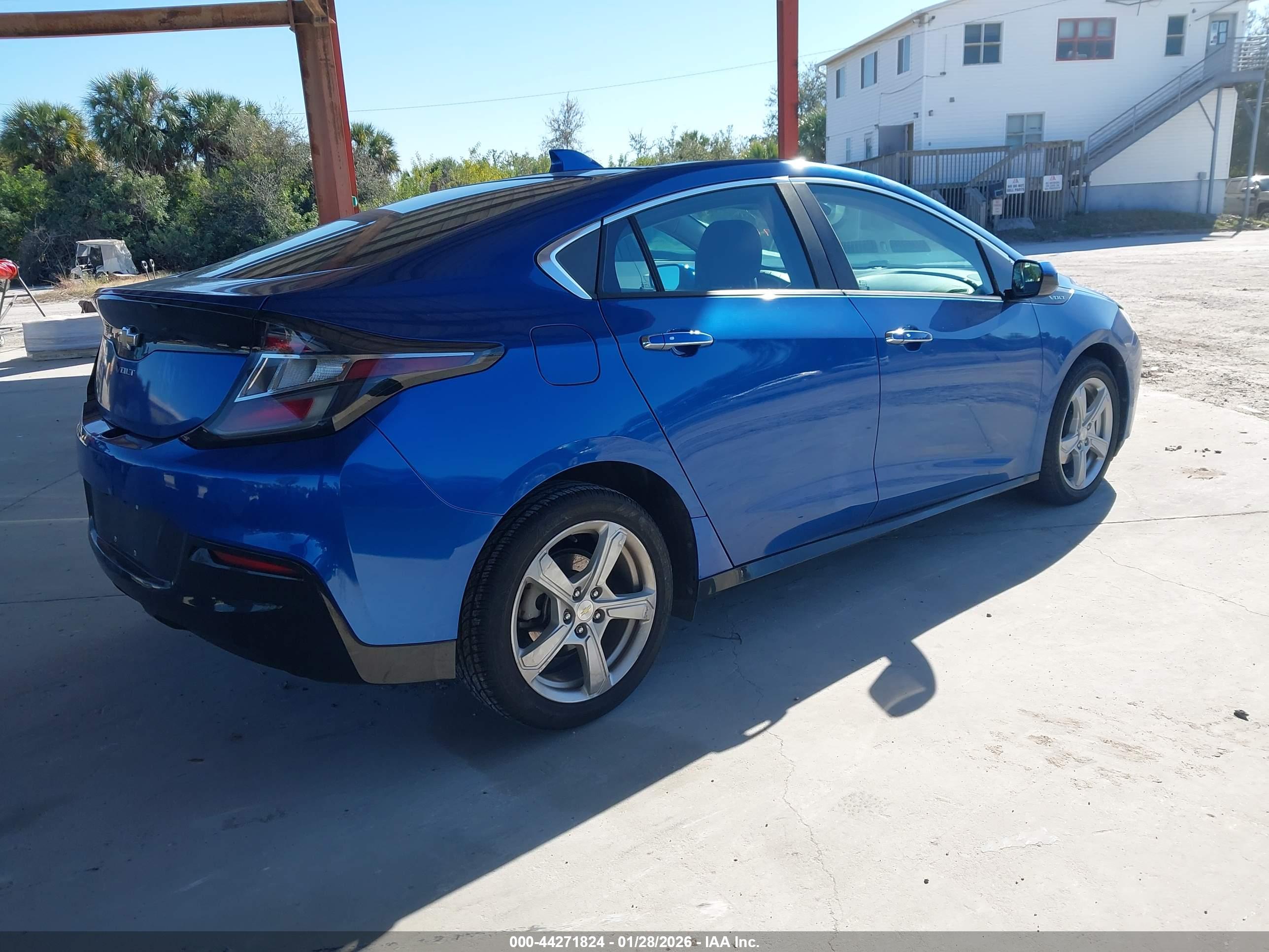 CHEVROLET VOLT image 4