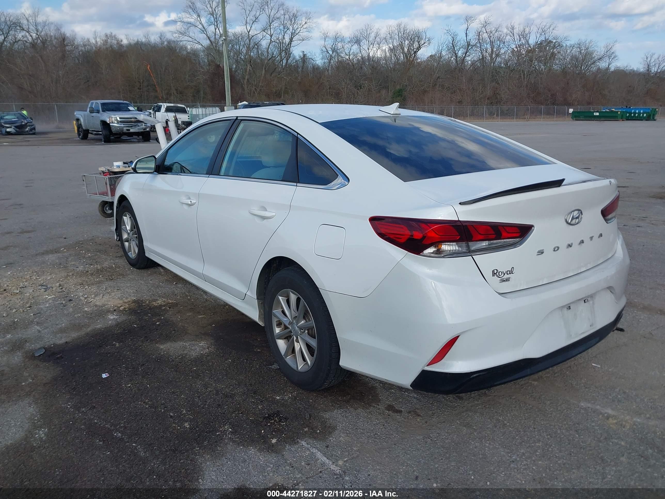 HYUNDAI SONATA image 3