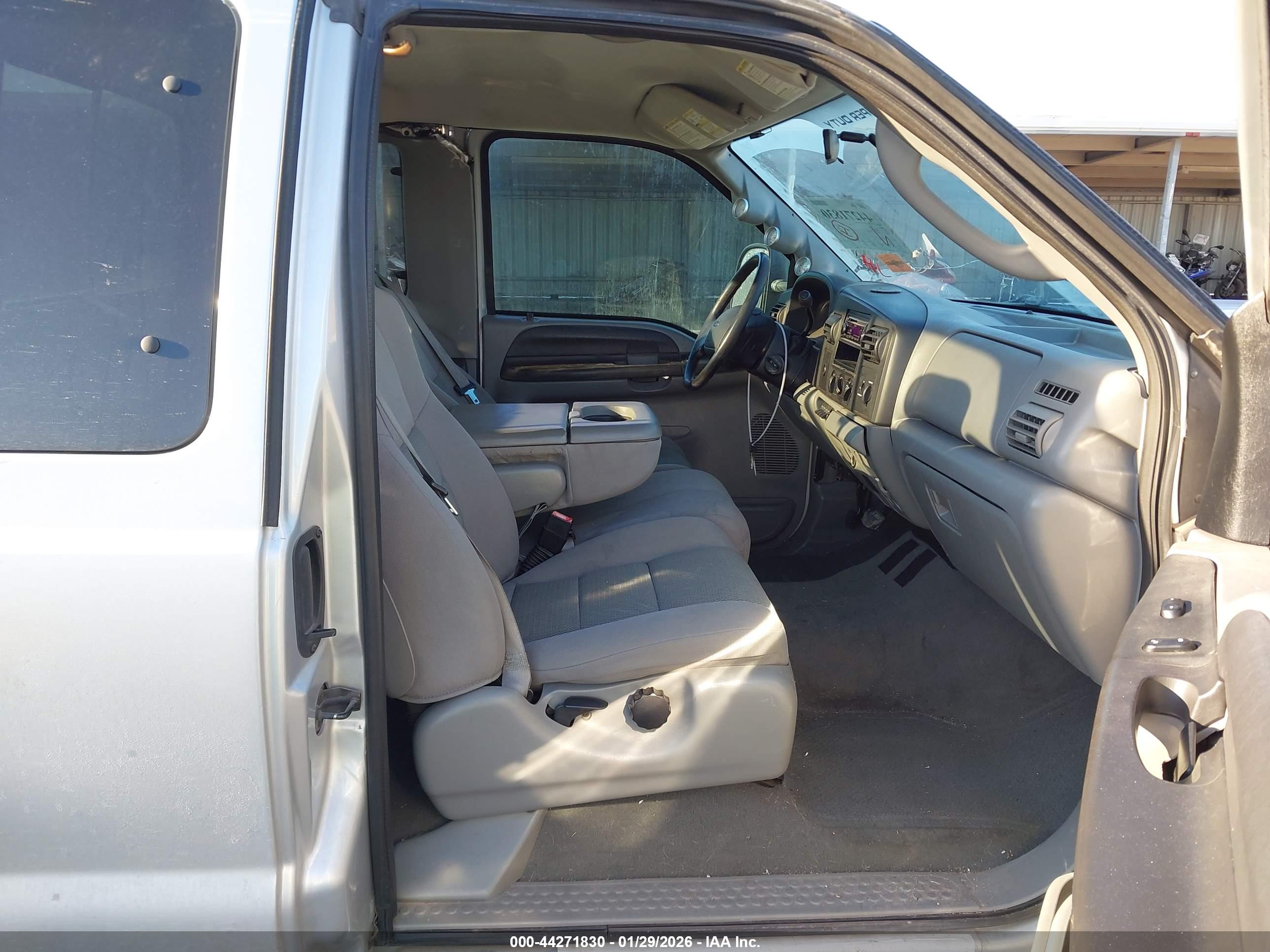 FORD F-250 image 5