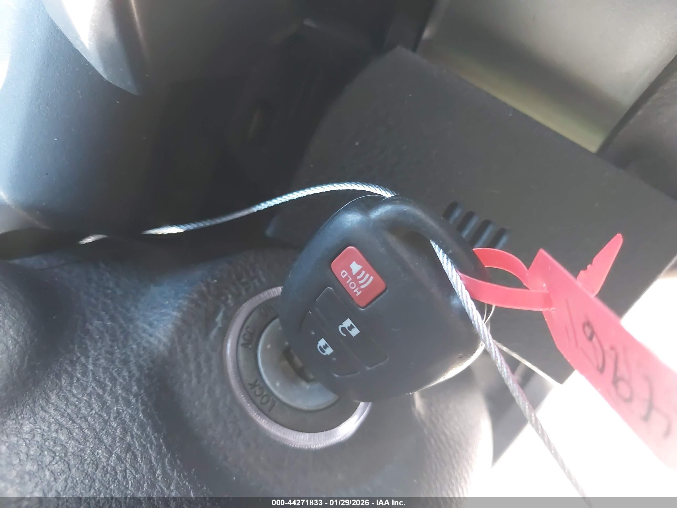 TOYOTA TACOMA image 11
