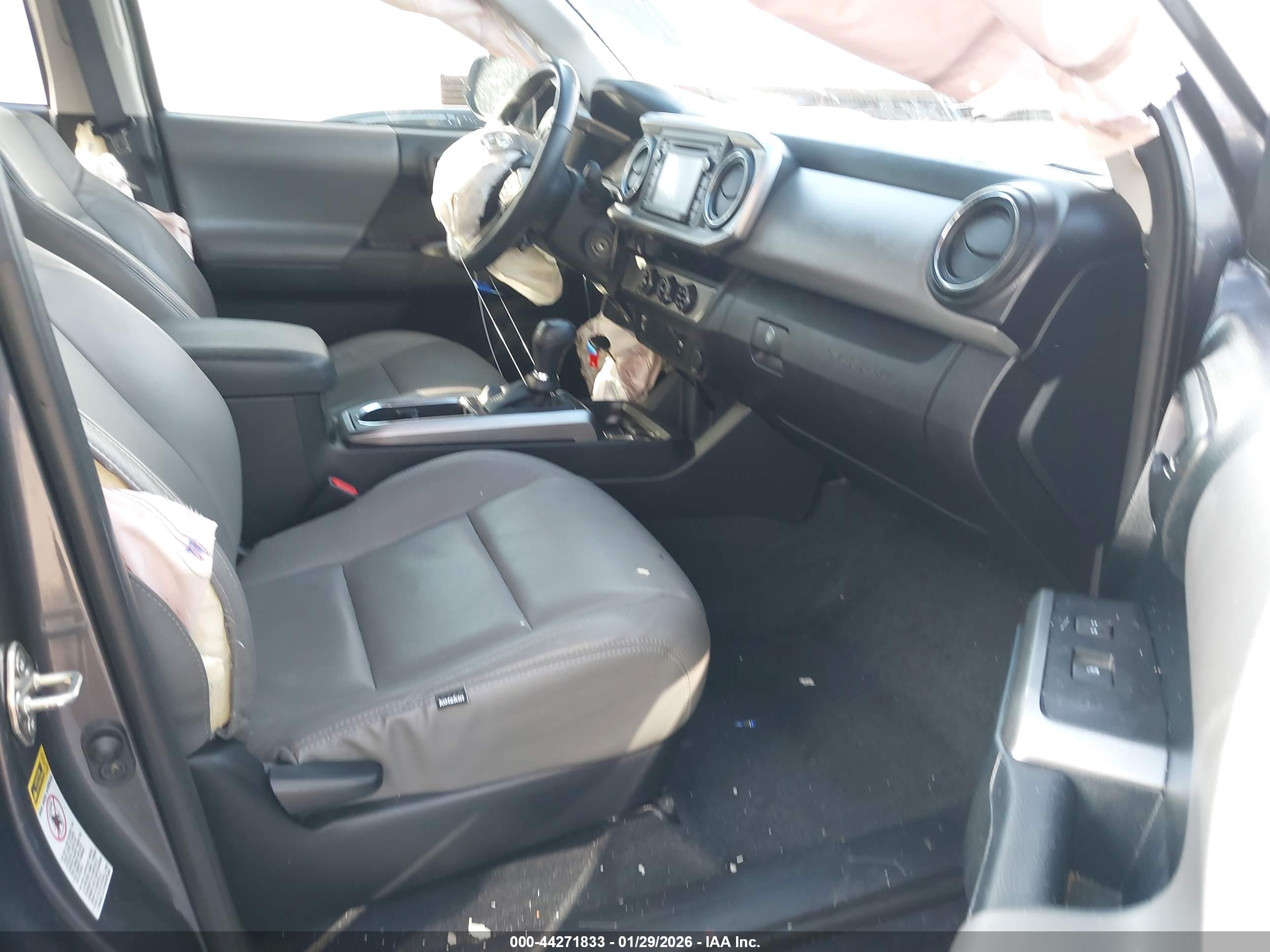 TOYOTA TACOMA image 5
