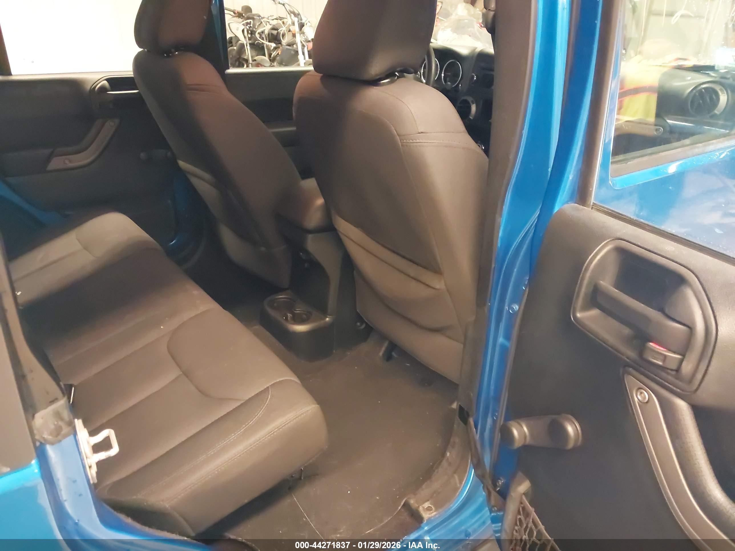 JEEP WRANGLER image 8