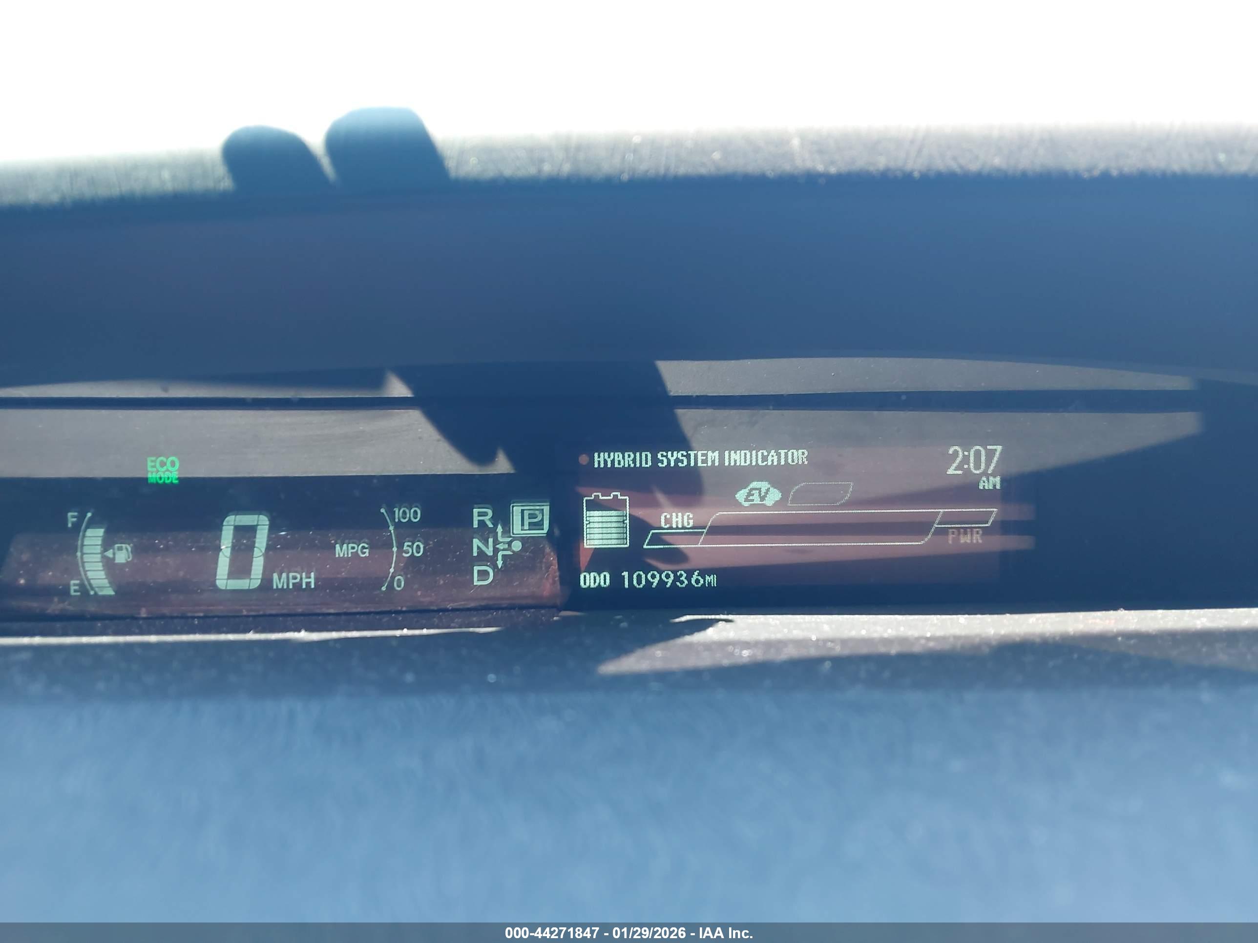 TOYOTA PRIUS image 7