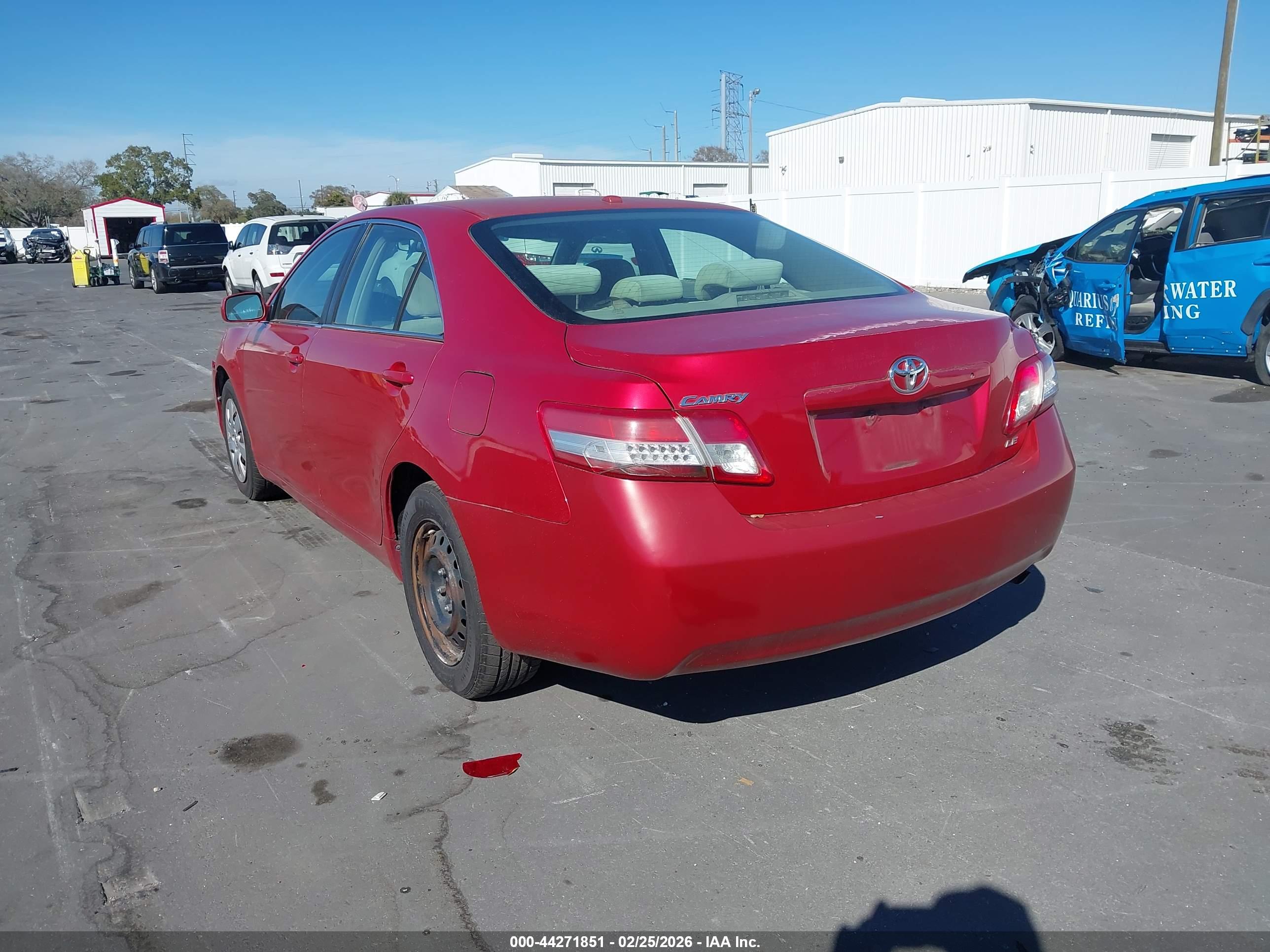 TOYOTA CAMRY image 3