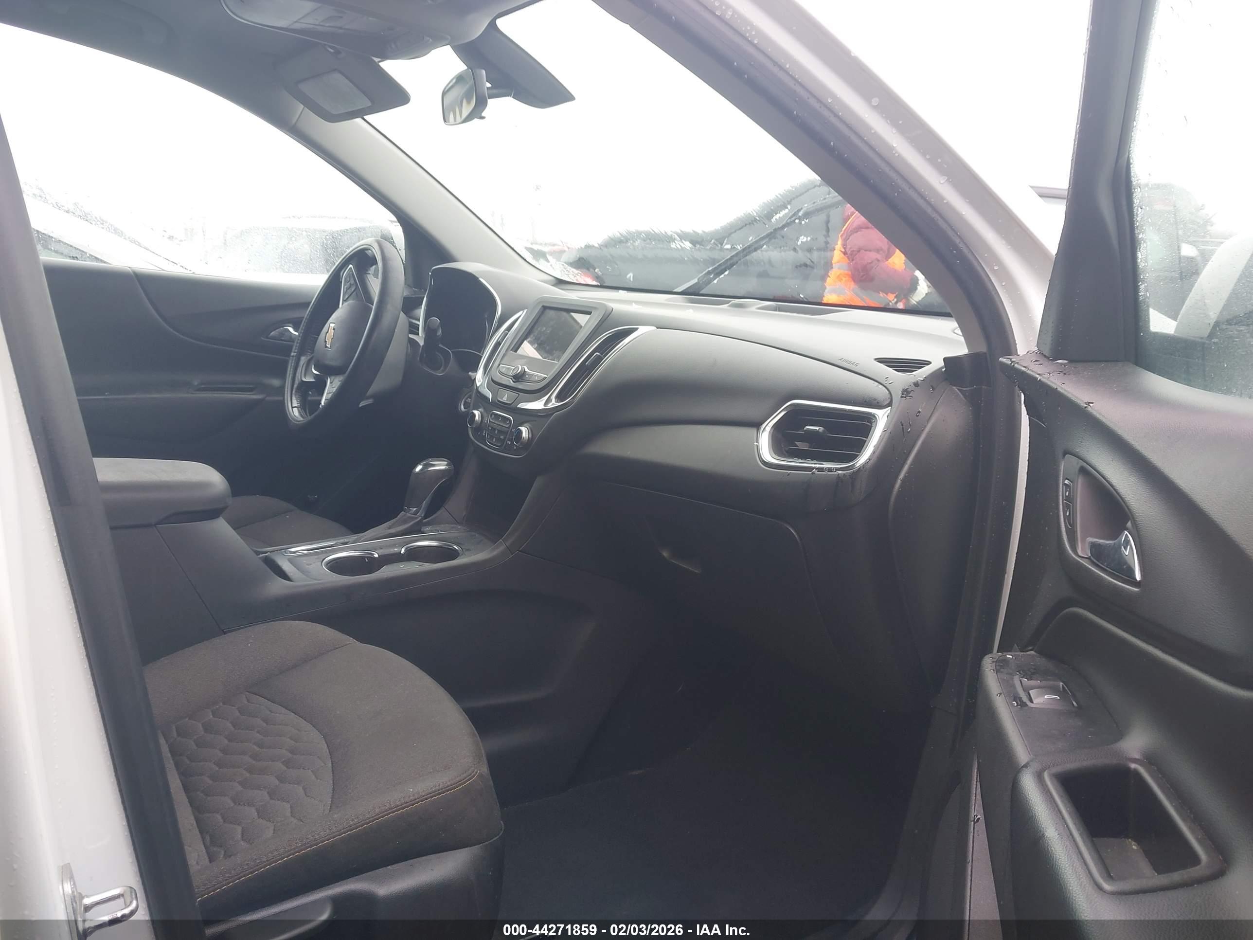 CHEVROLET EQUINOX image 5