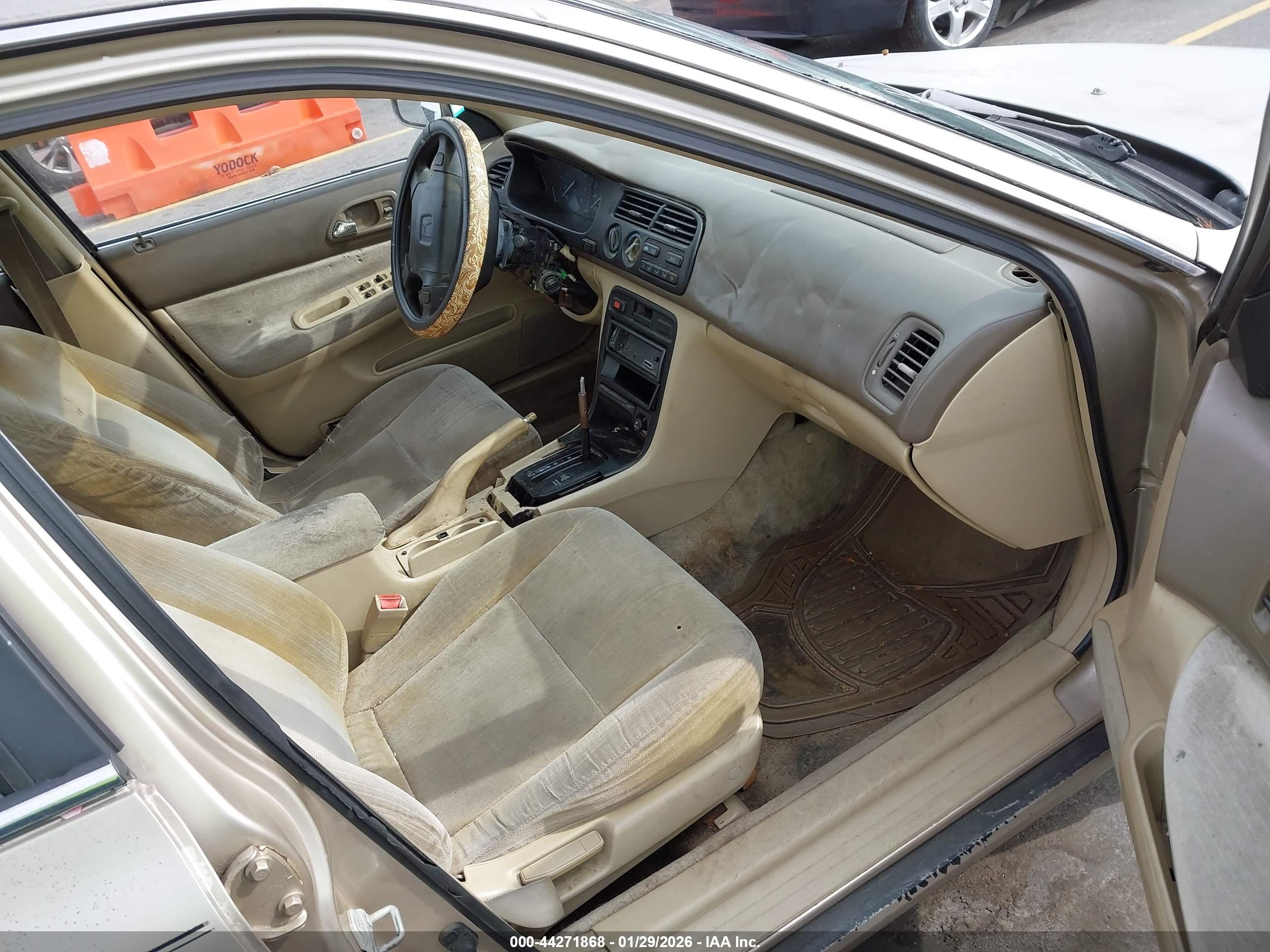 HONDA ACCORD image 5