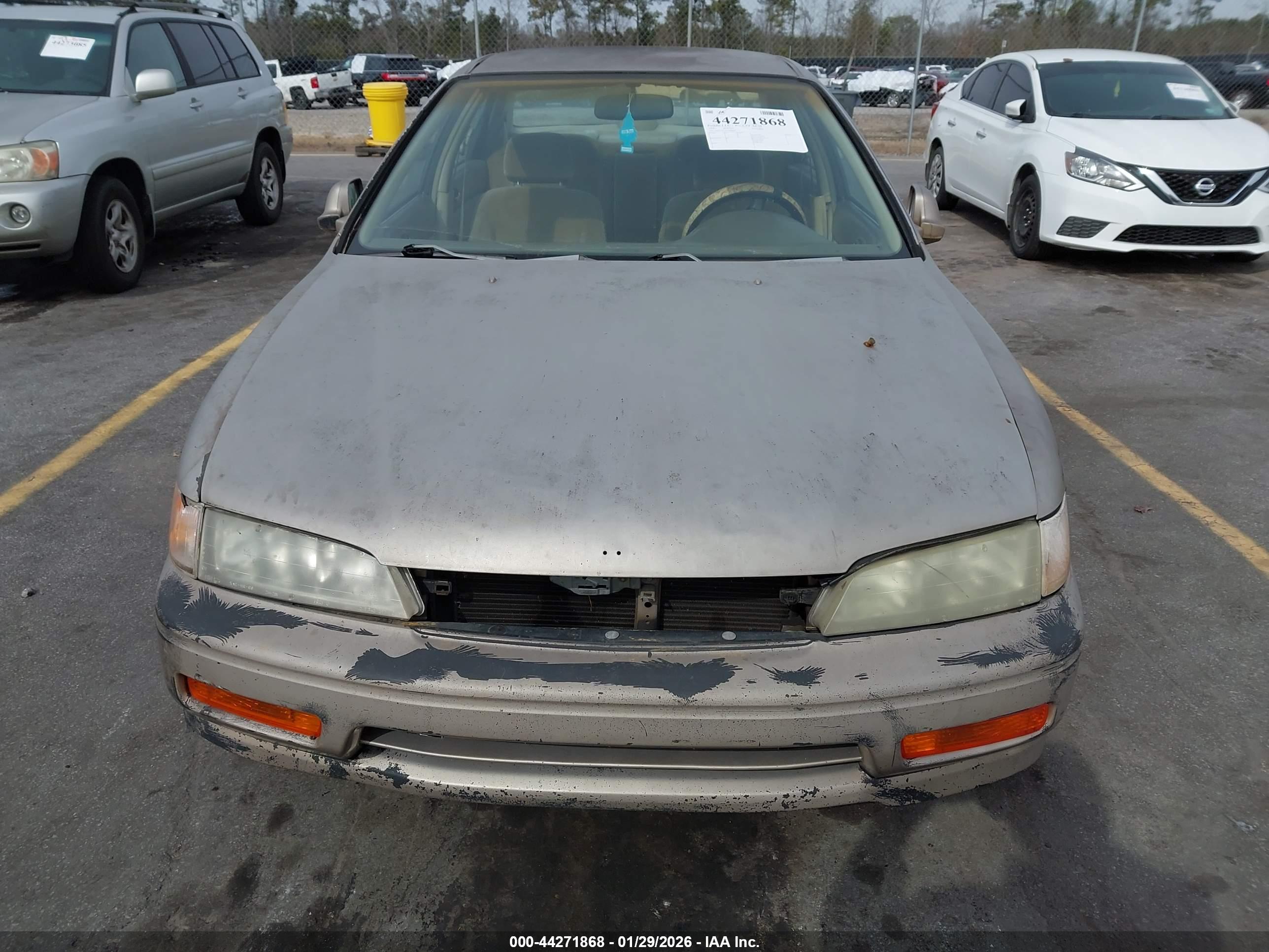 HONDA ACCORD image 6