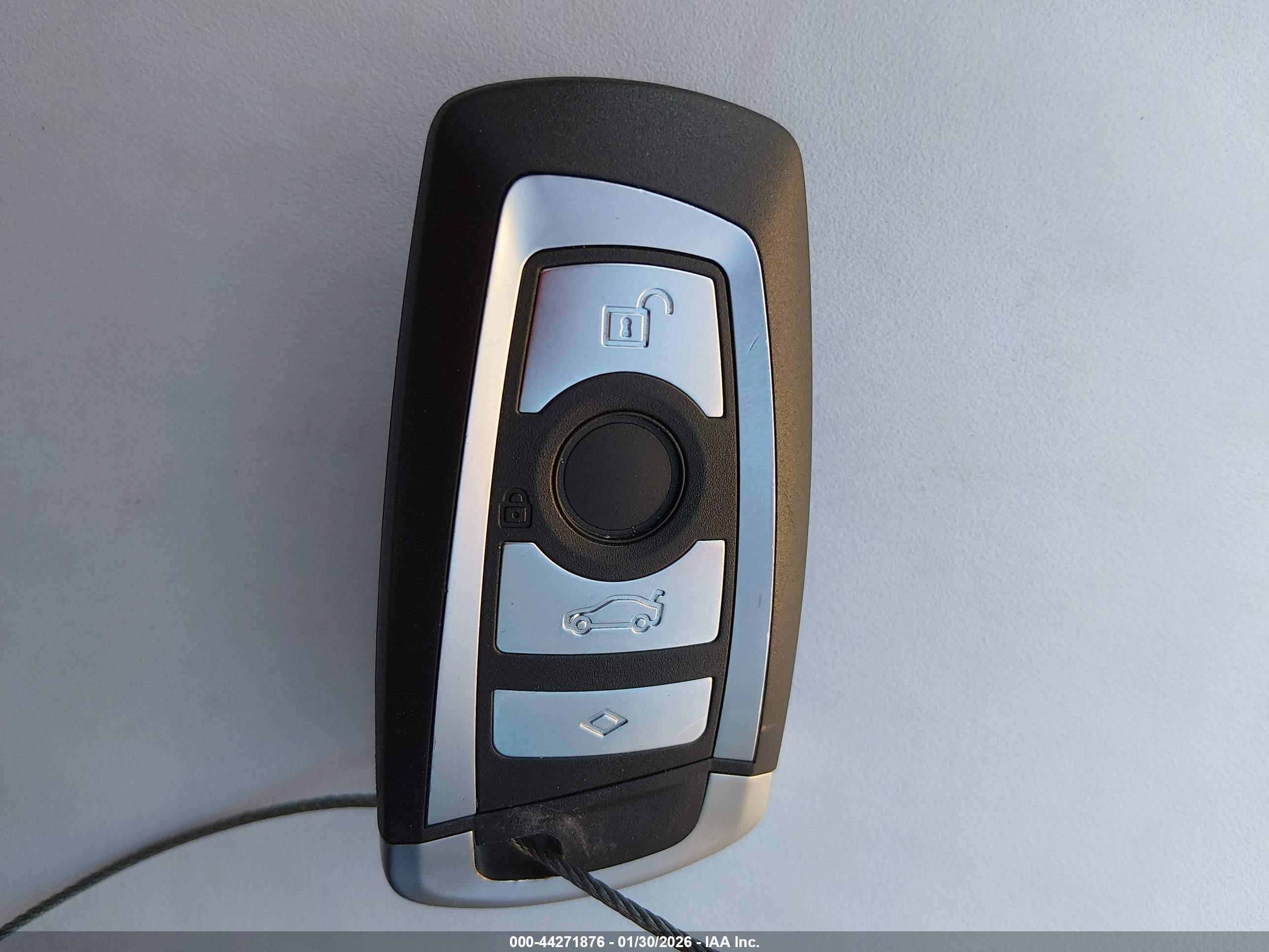 BMW 328I image 11