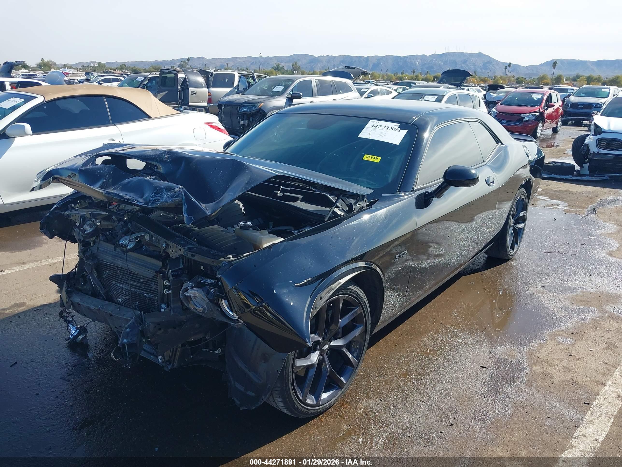 DODGE CHALLENGER image 2