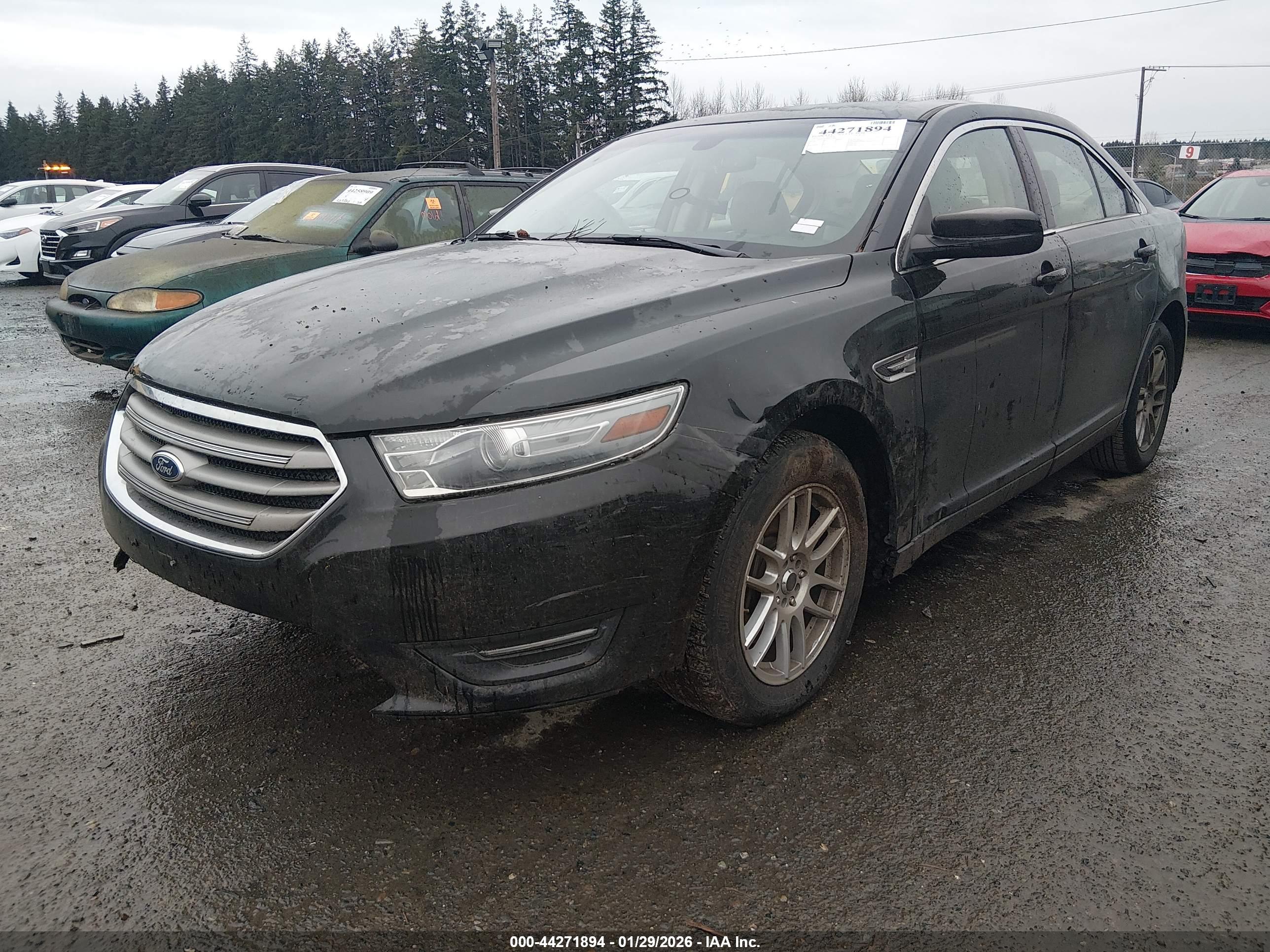 FORD TAURUS image 2