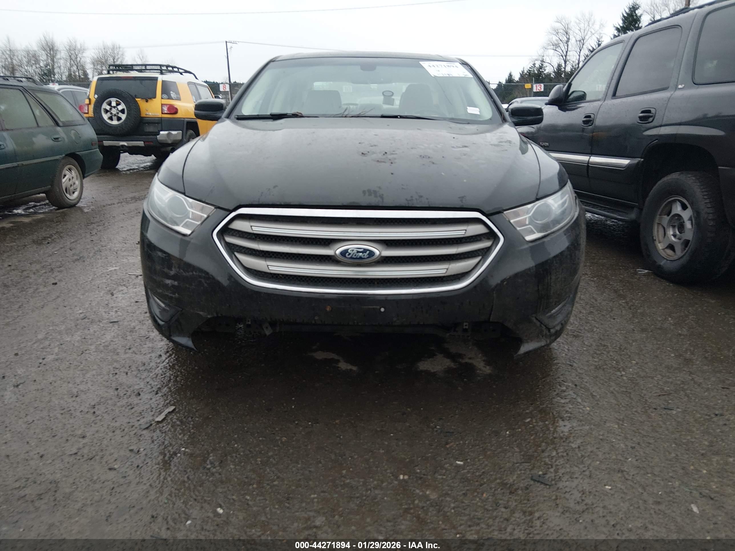 FORD TAURUS image 6