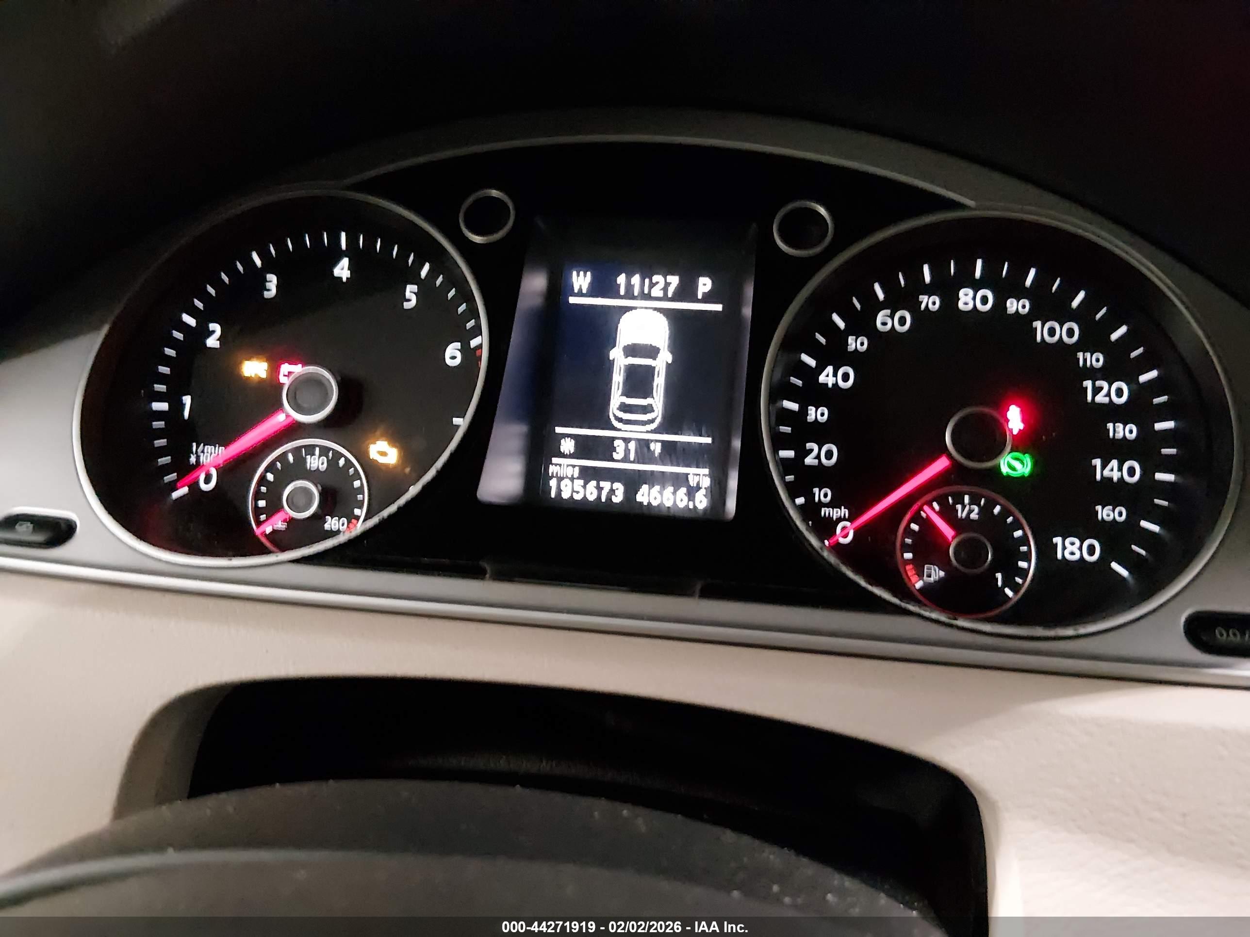 VOLKSWAGEN CC image 7