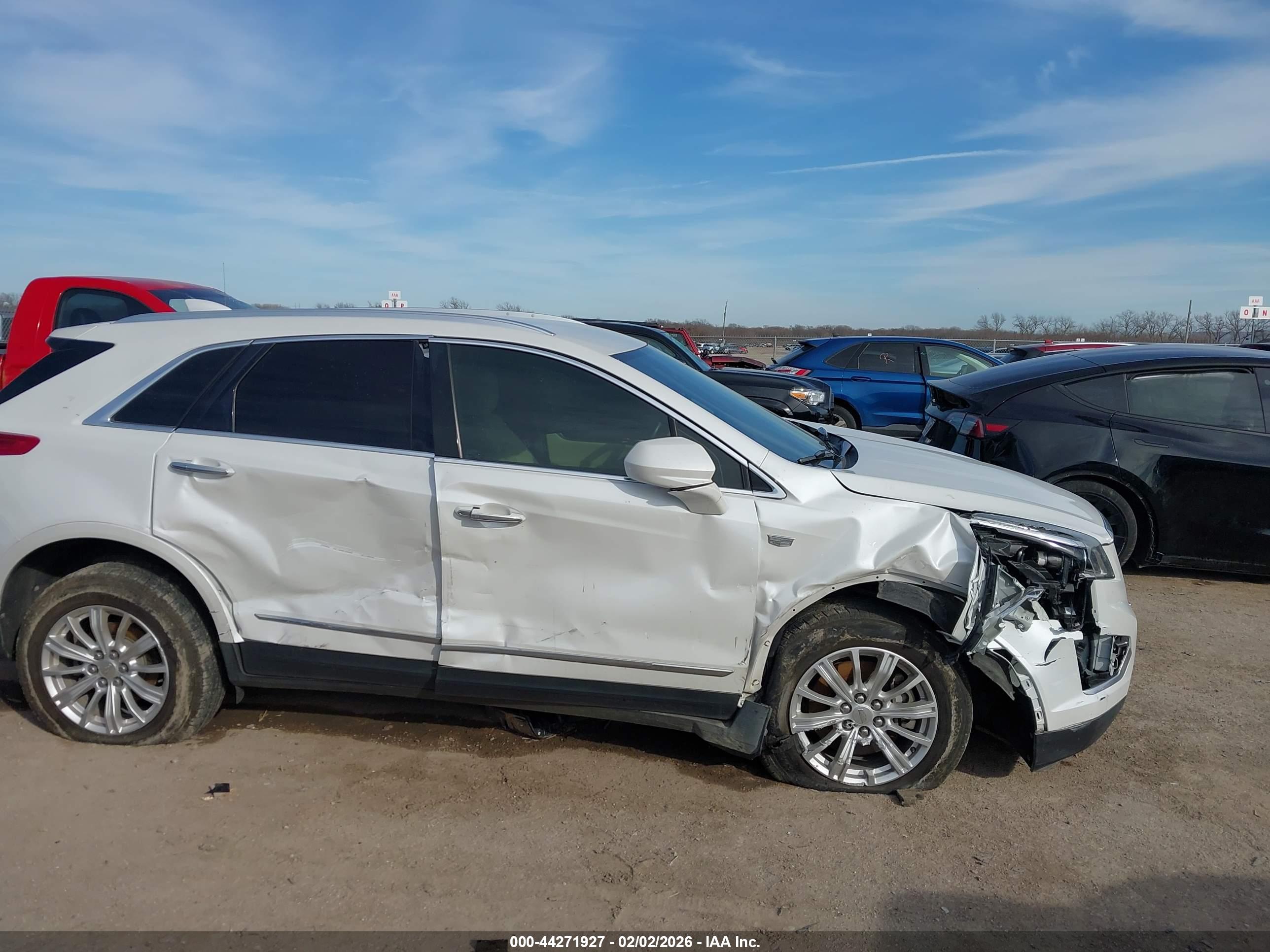 CADILLAC XT5 image 6