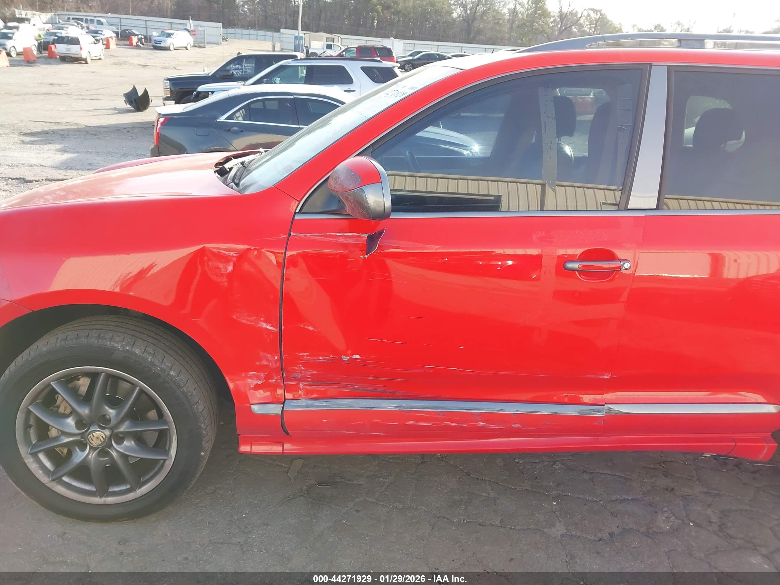PORSCHE CAYENNE image 6