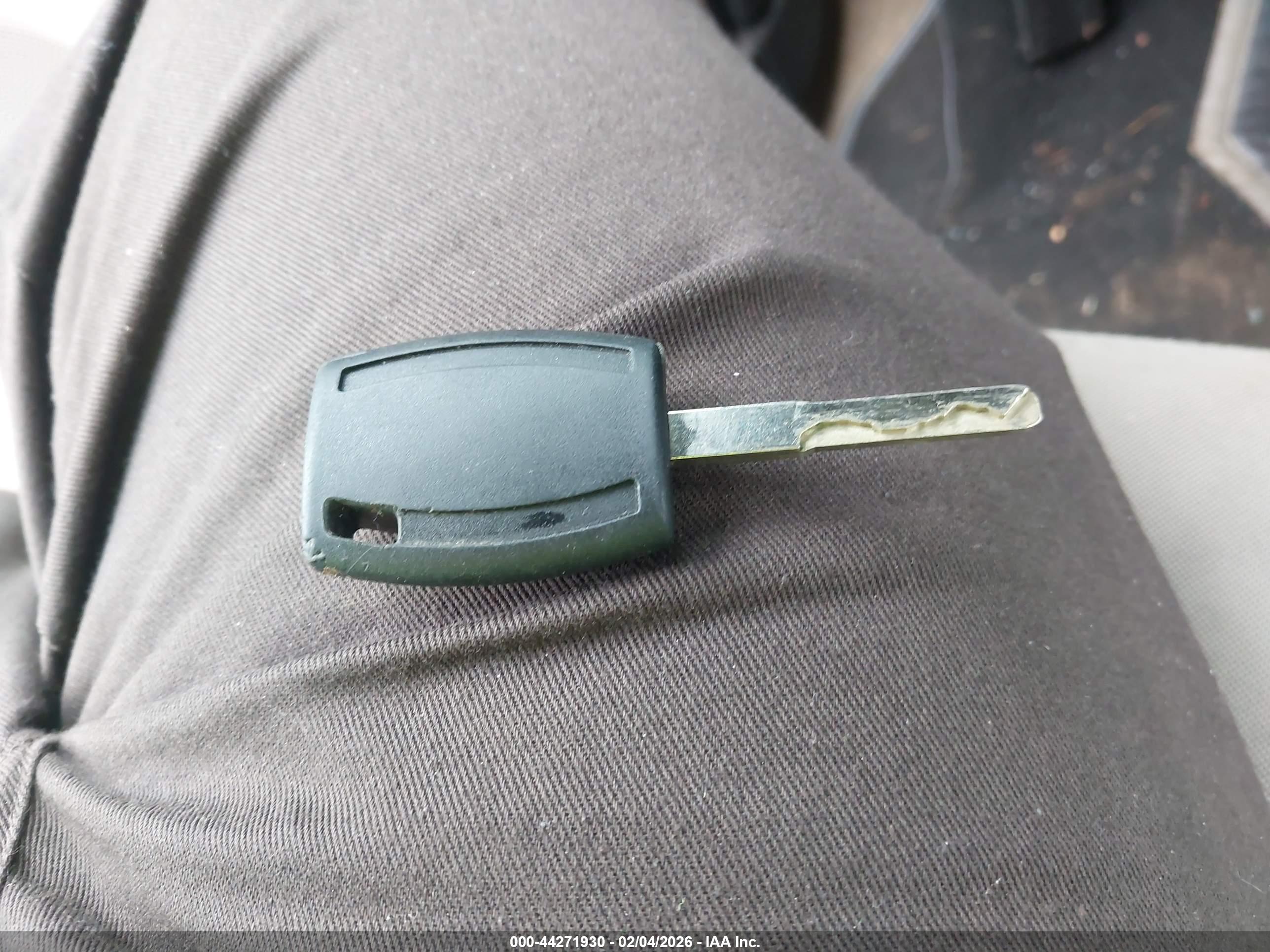 FORD ESCAPE image 11