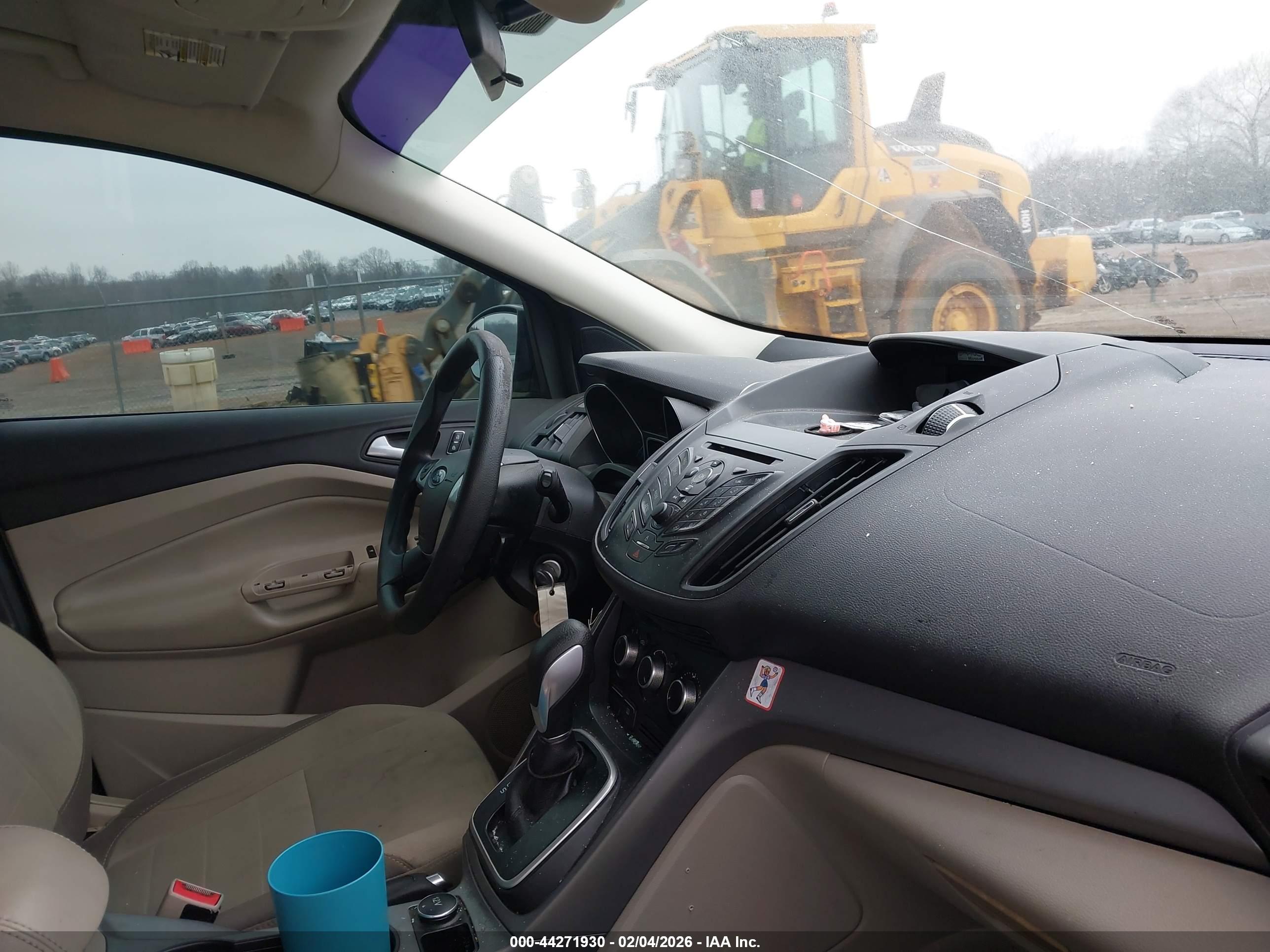 FORD ESCAPE image 5