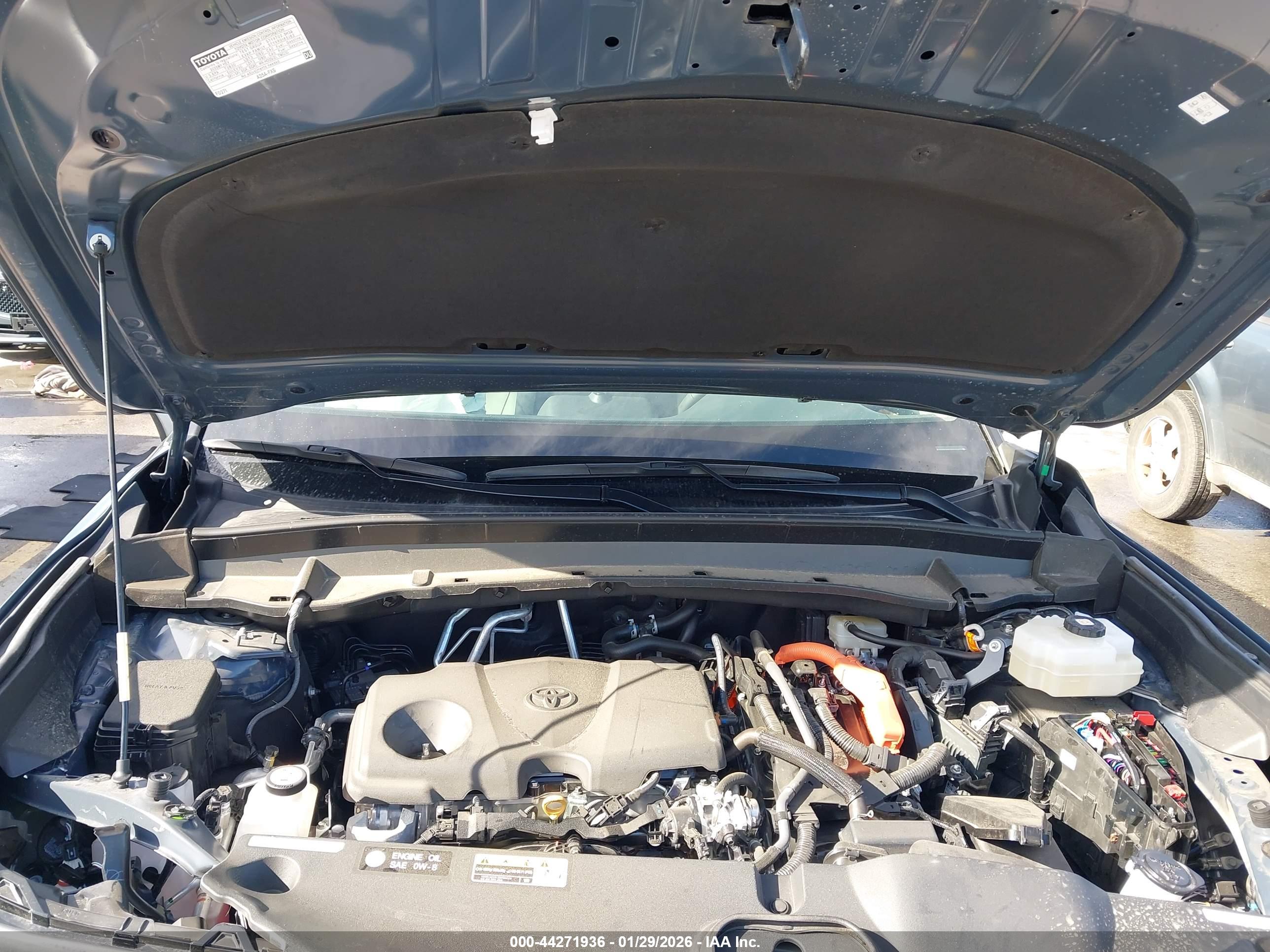 TOYOTA GRAND image 10