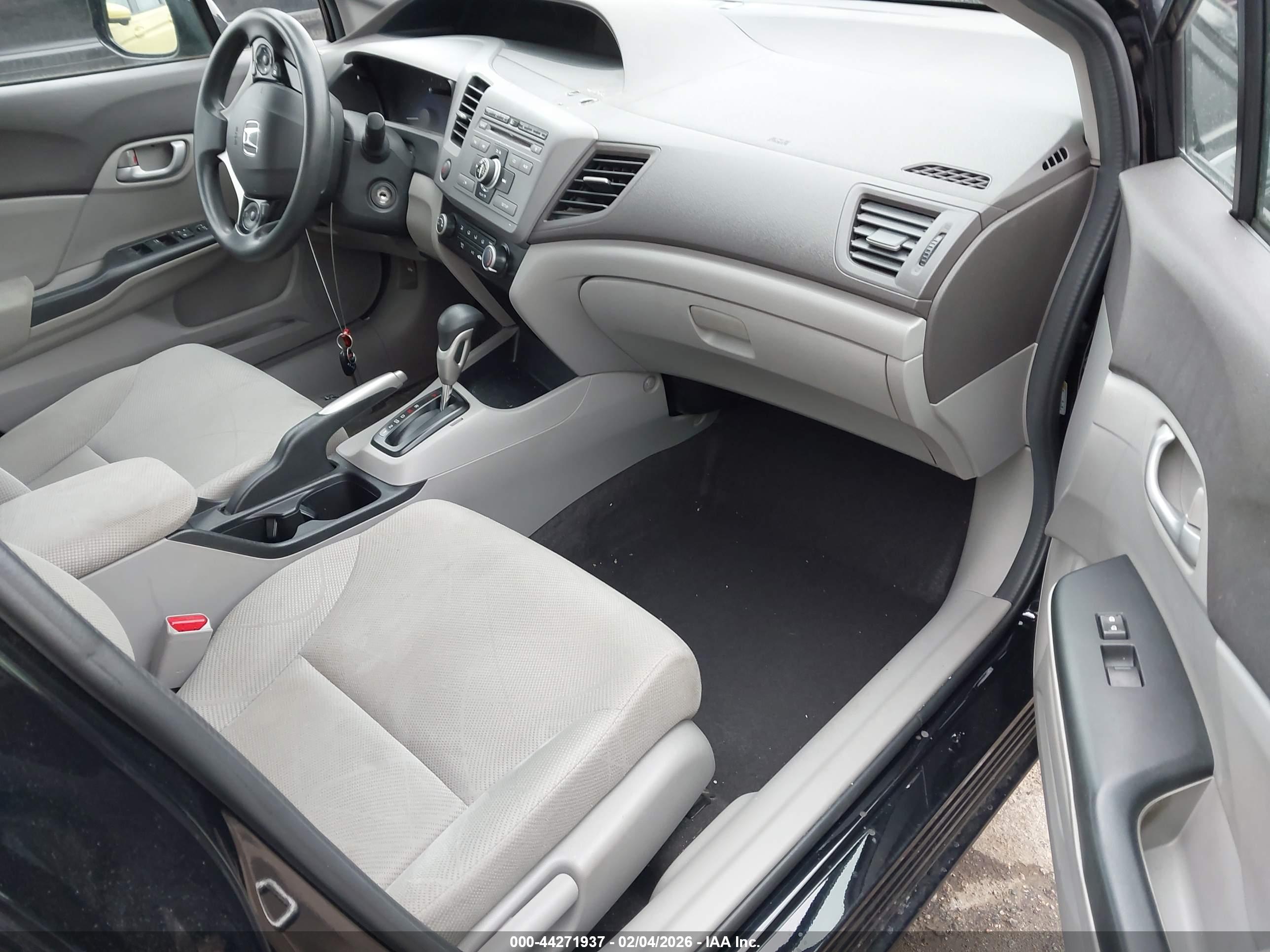 HONDA CIVIC image 5