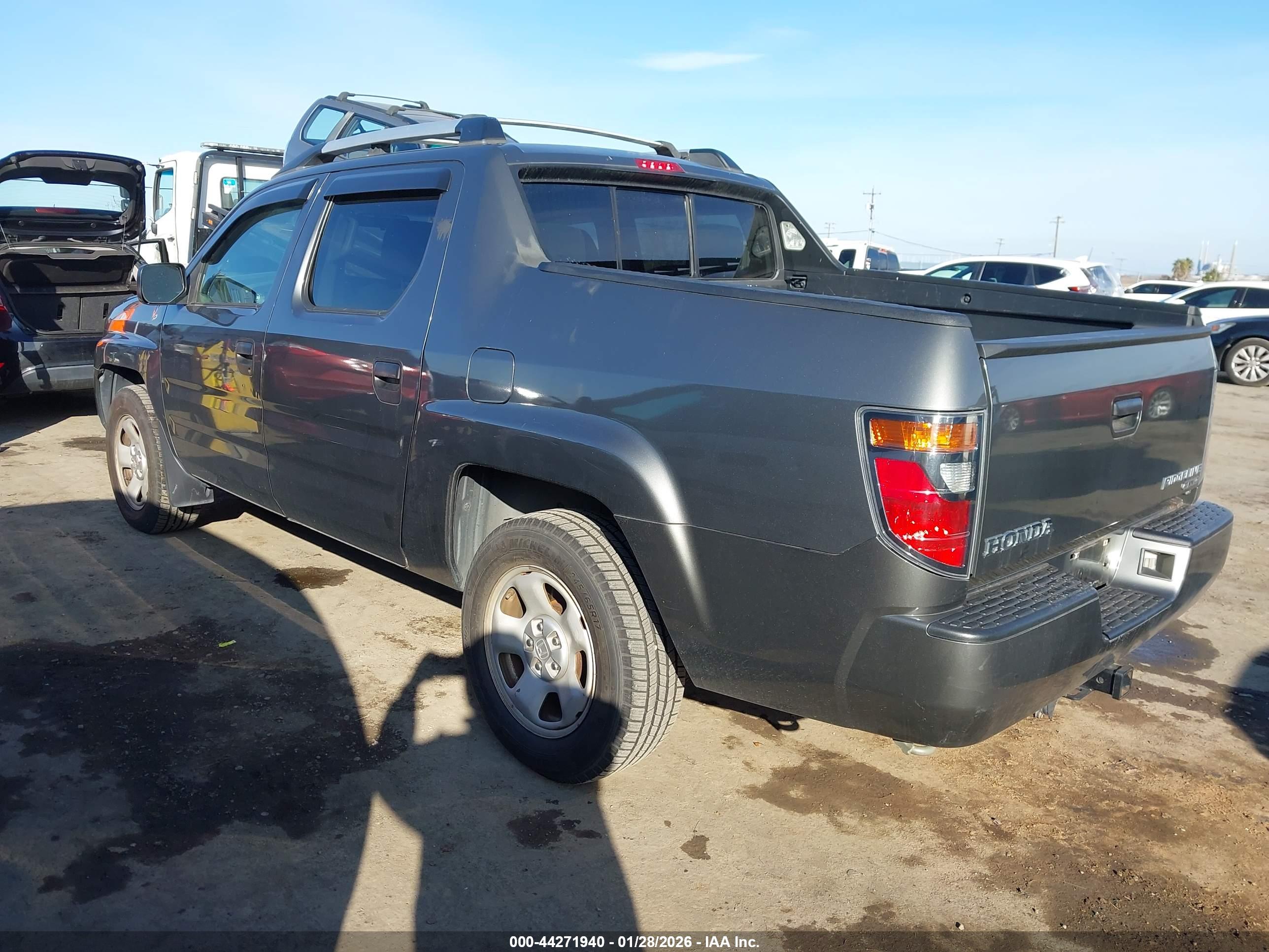 HONDA RIDGELINE image 3