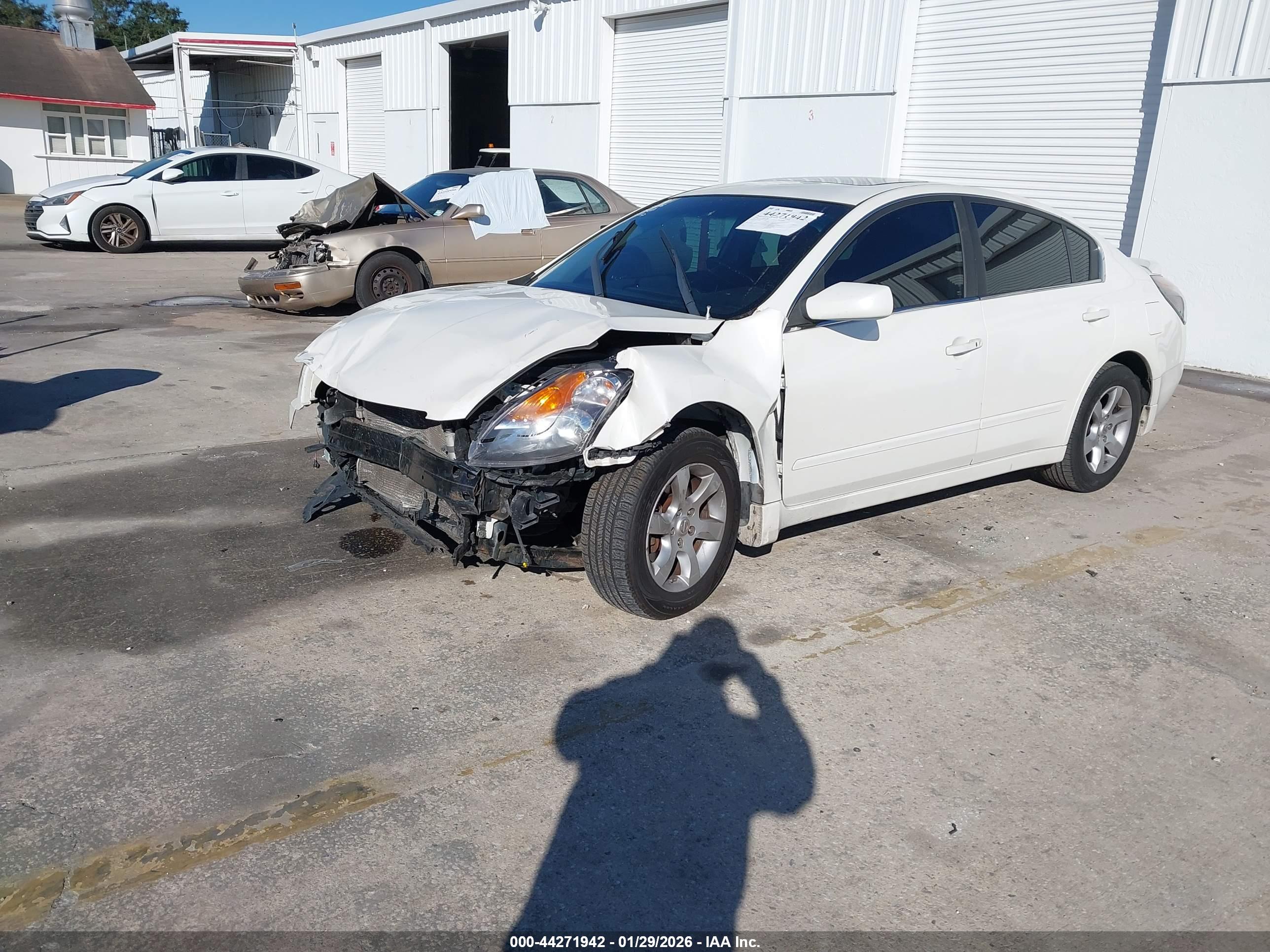 NISSAN ALTIMA image 2
