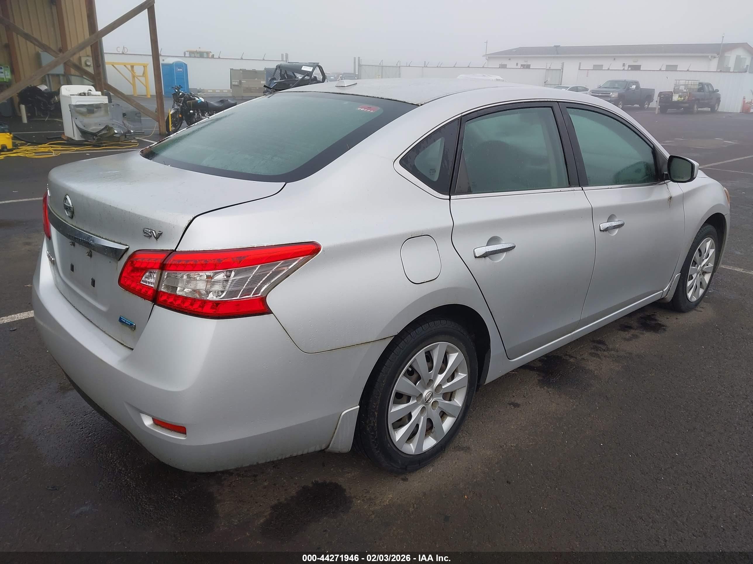 NISSAN SENTRA image 4