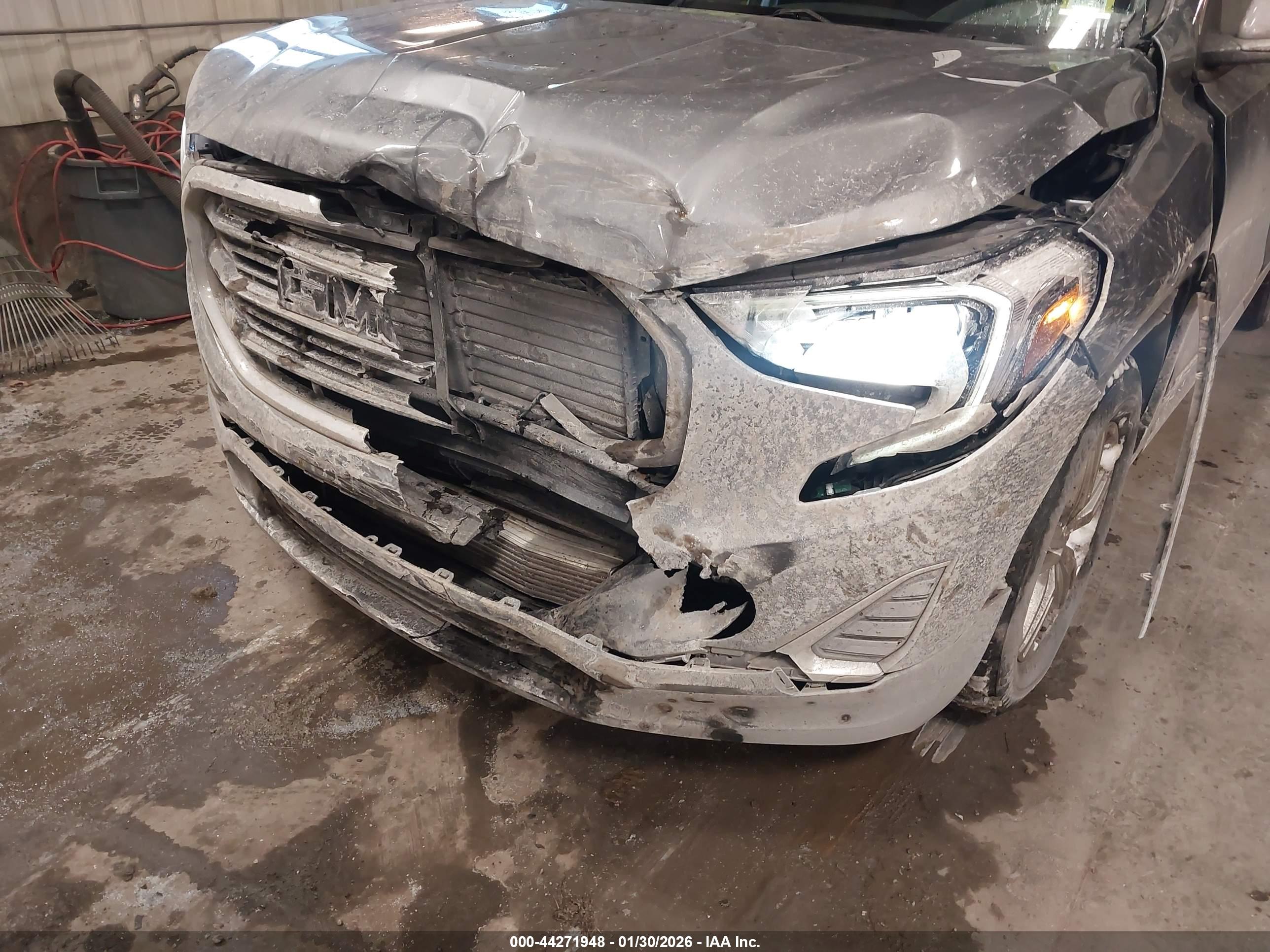 GMC TERRAIN image 6