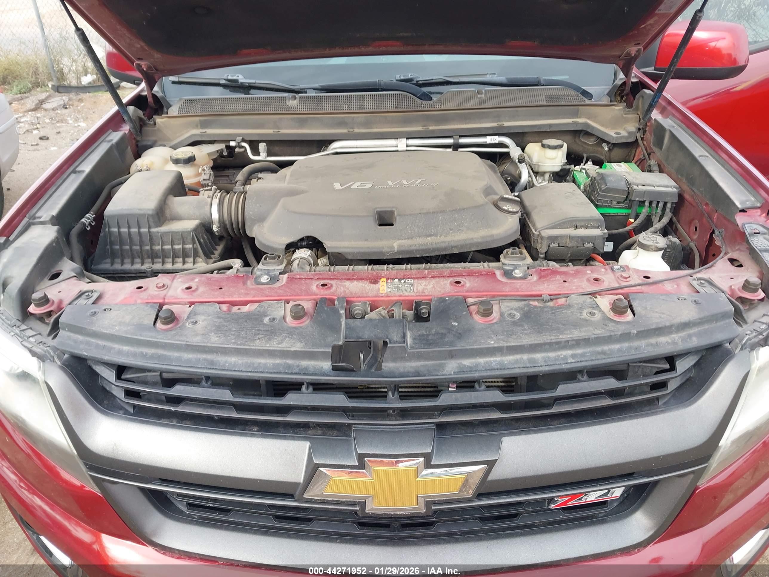 CHEVROLET COLORADO image 10