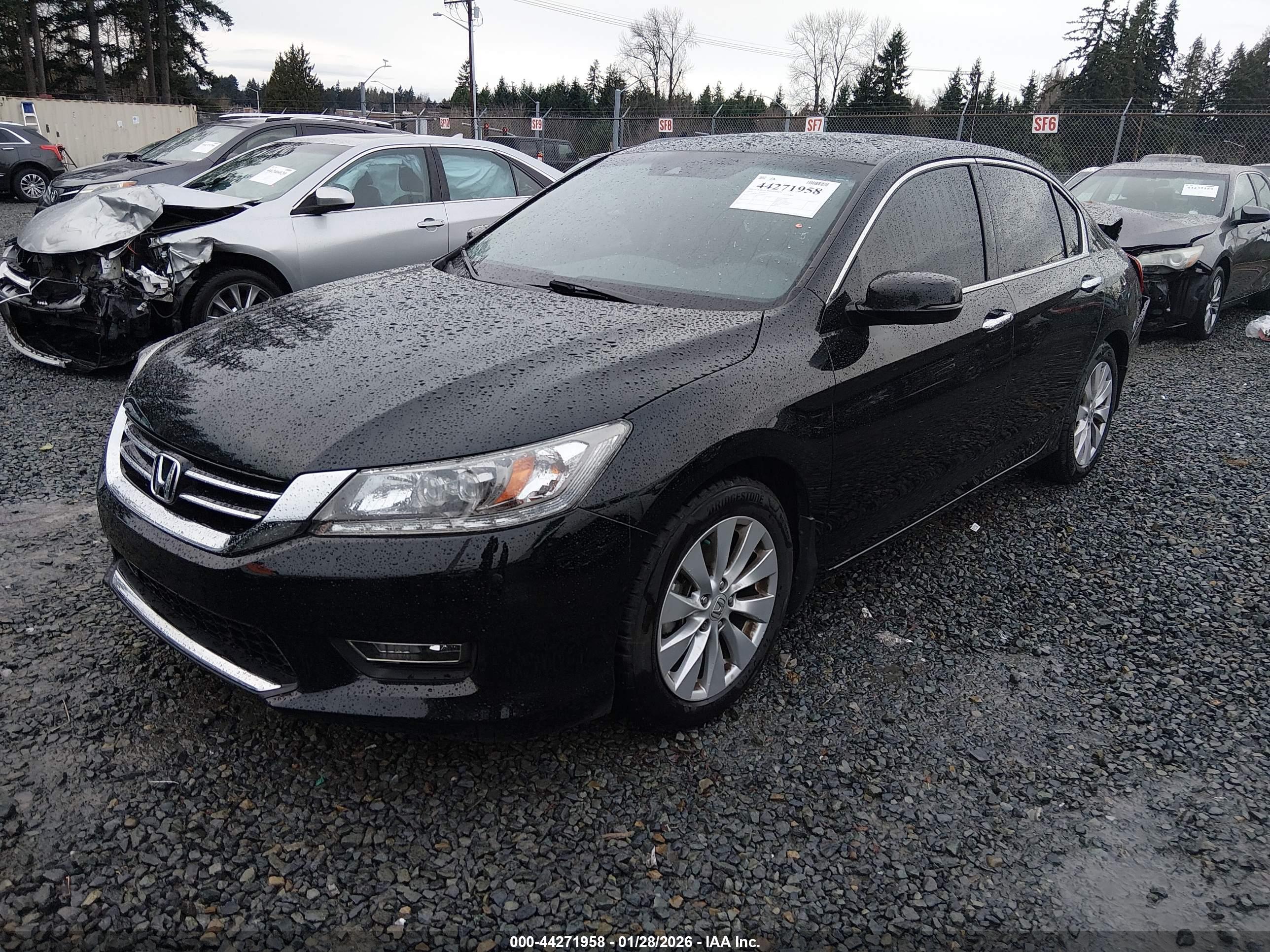 HONDA ACCORD image 2
