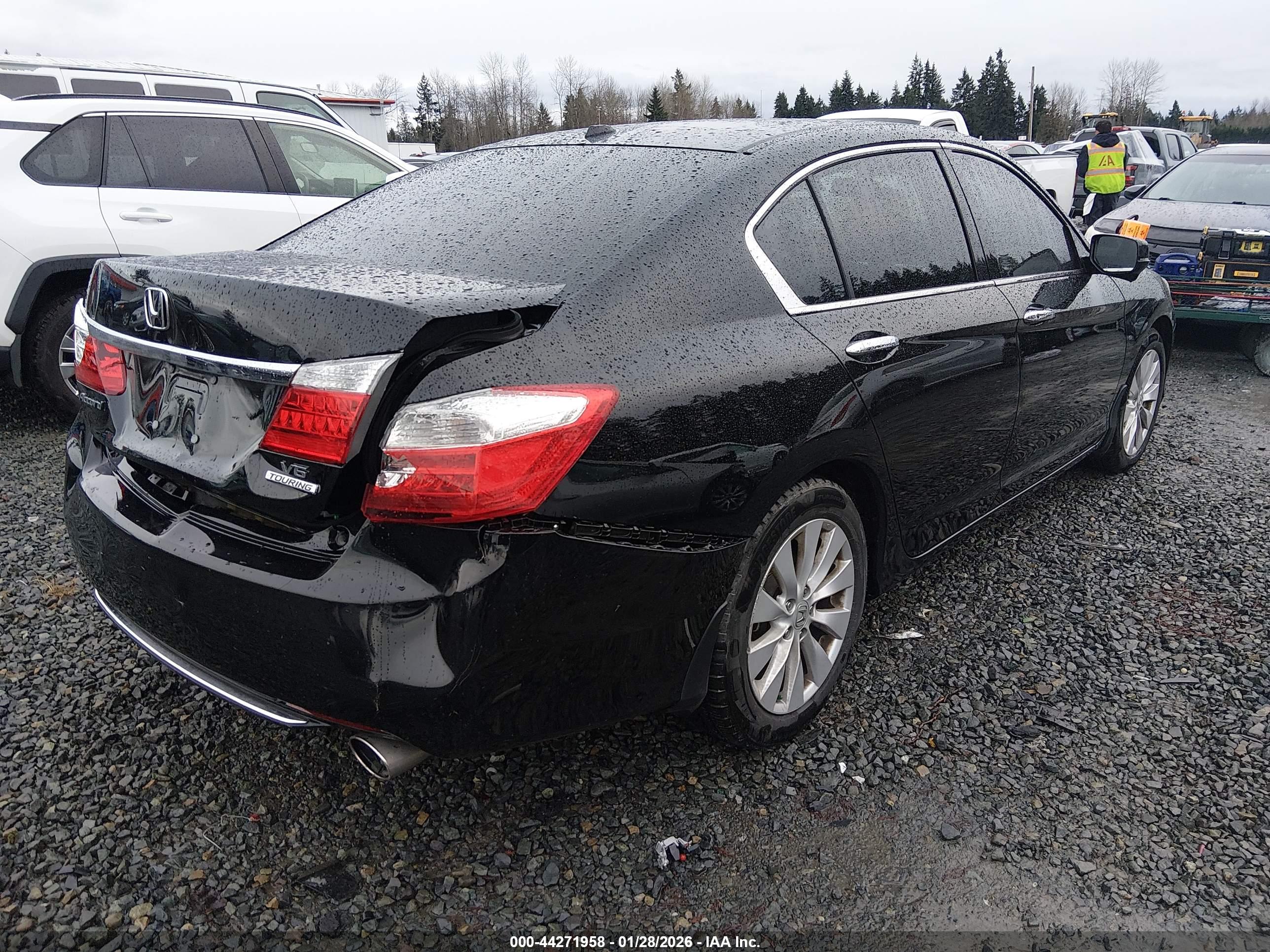 HONDA ACCORD image 4