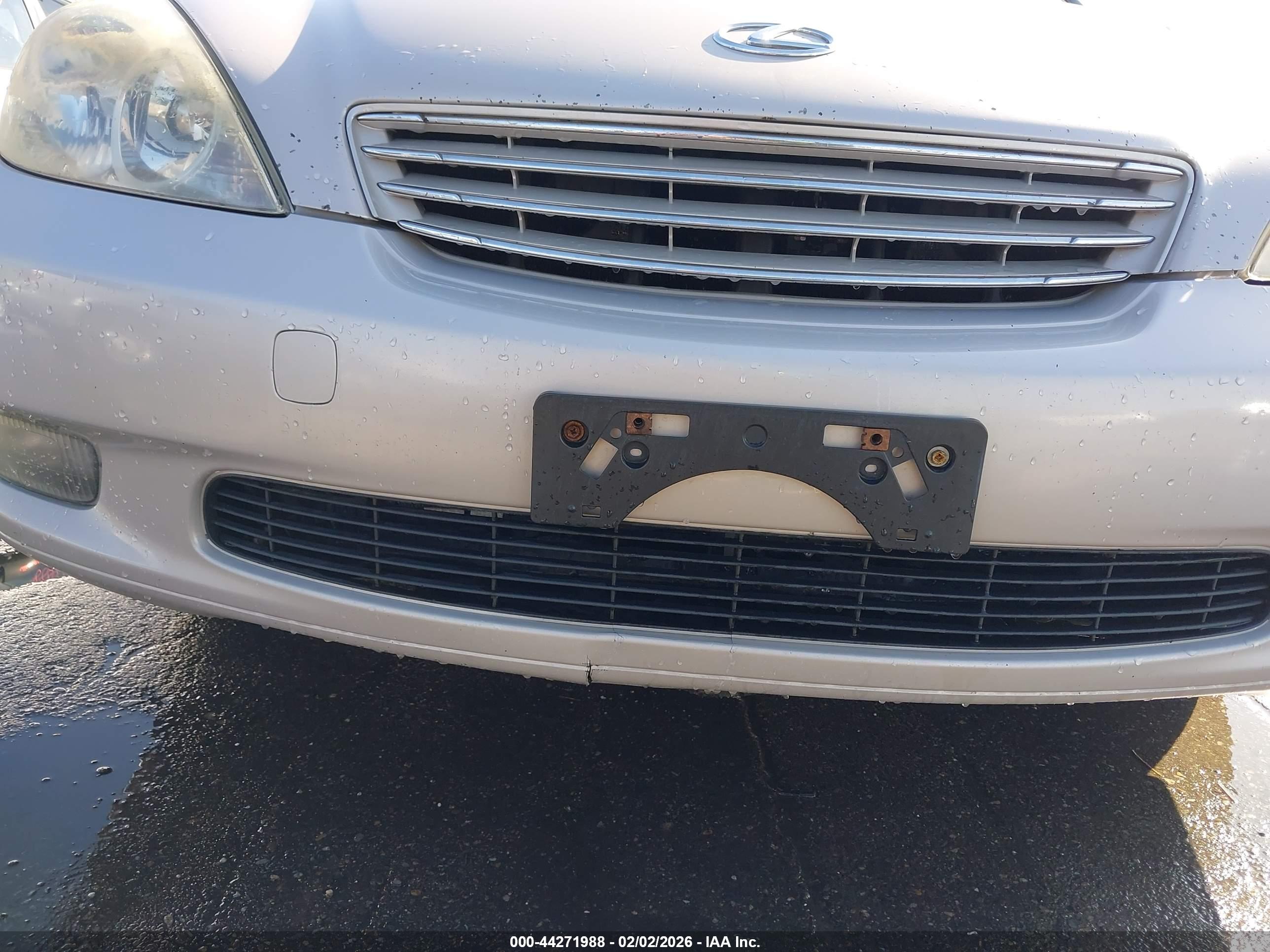 LEXUS ES image 6