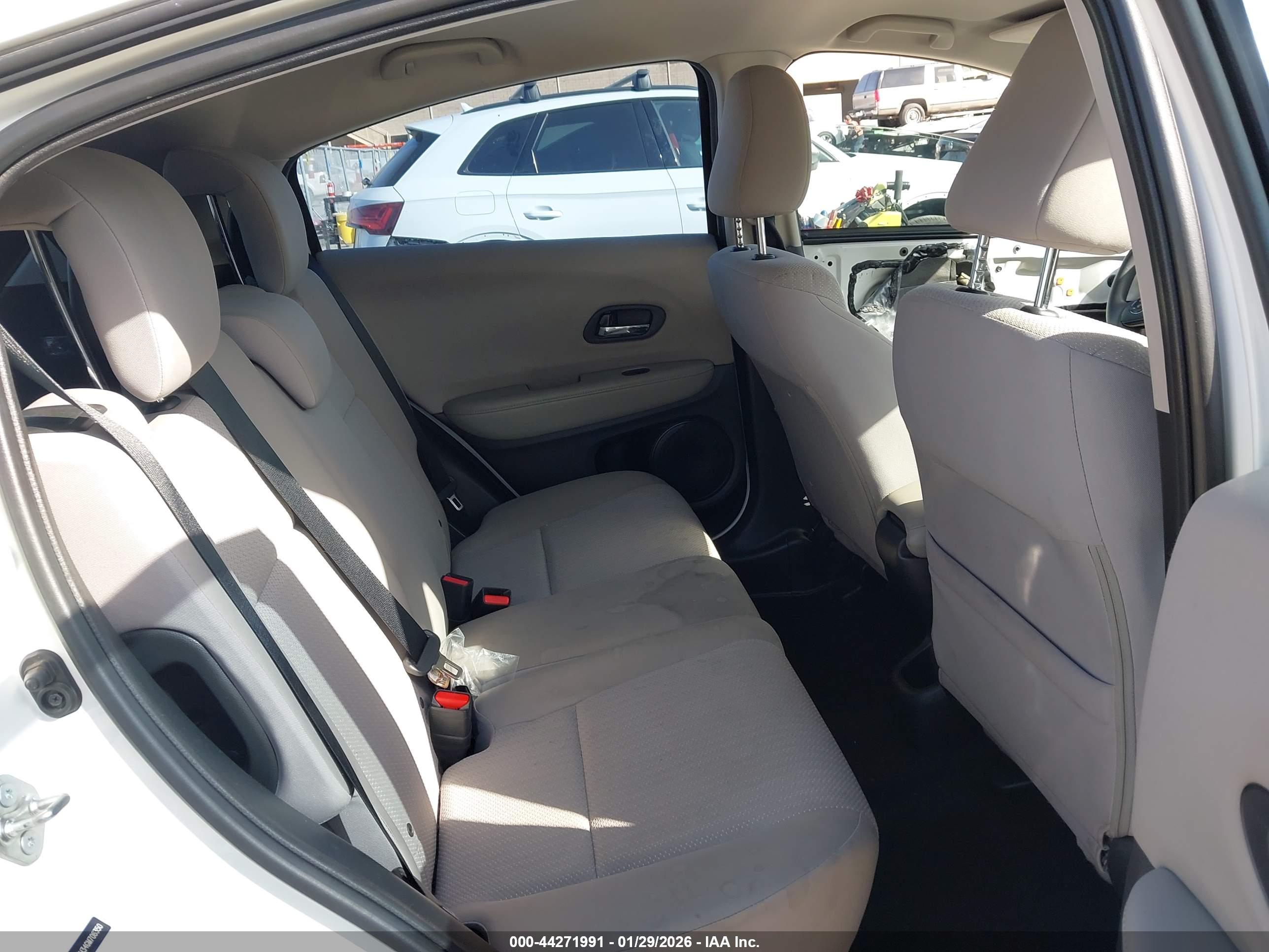 HONDA HR-V image 8