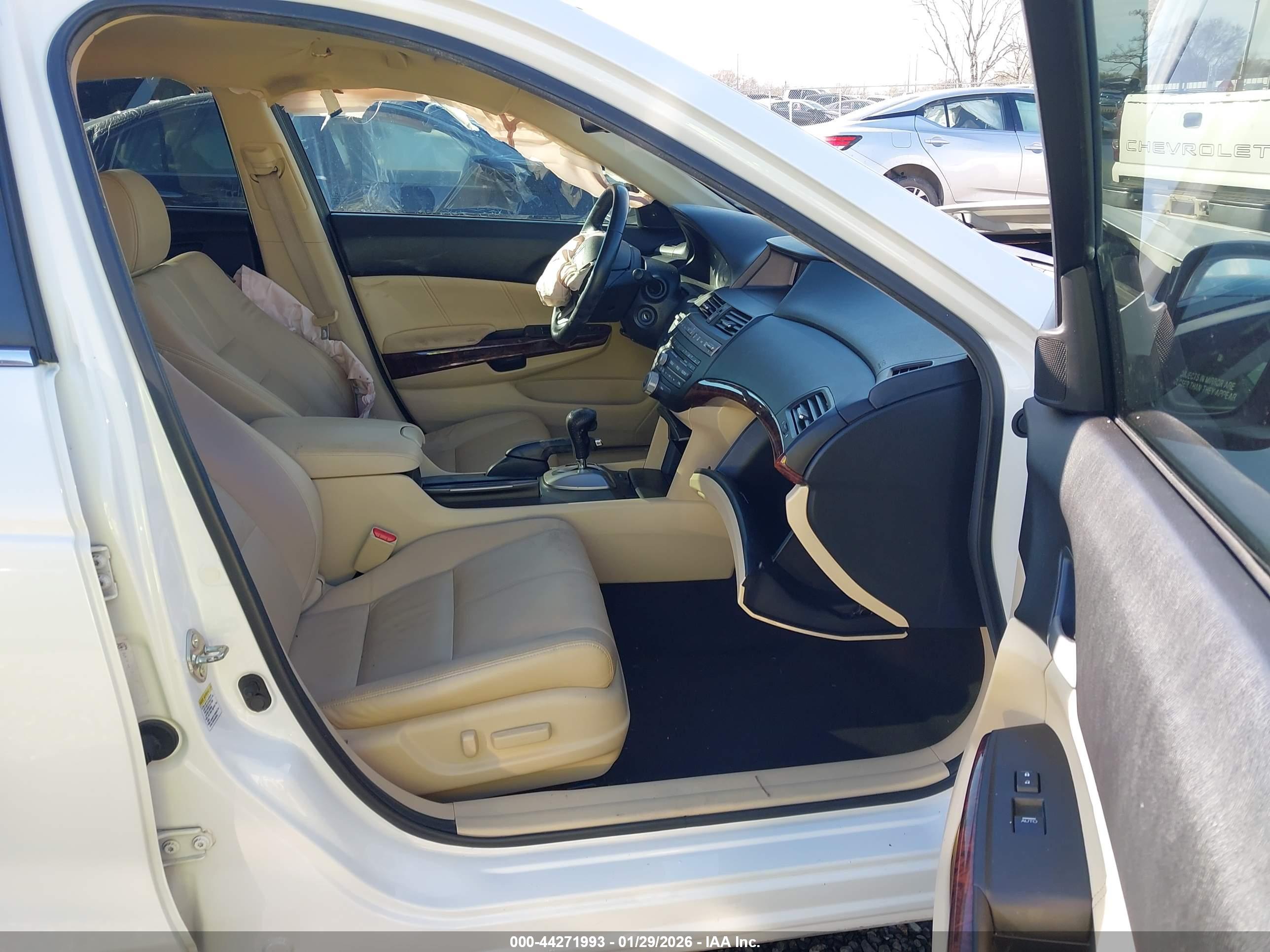 HONDA CROSSTOUR image 5