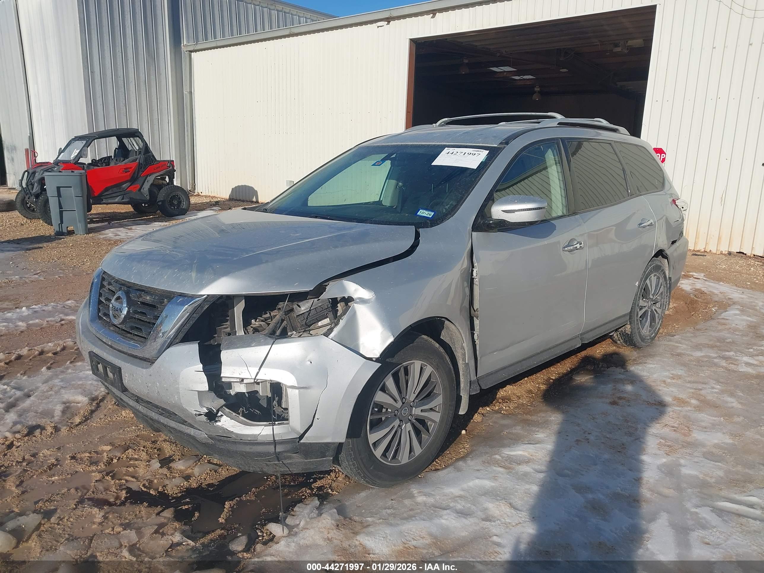 NISSAN PATHFINDER image 2