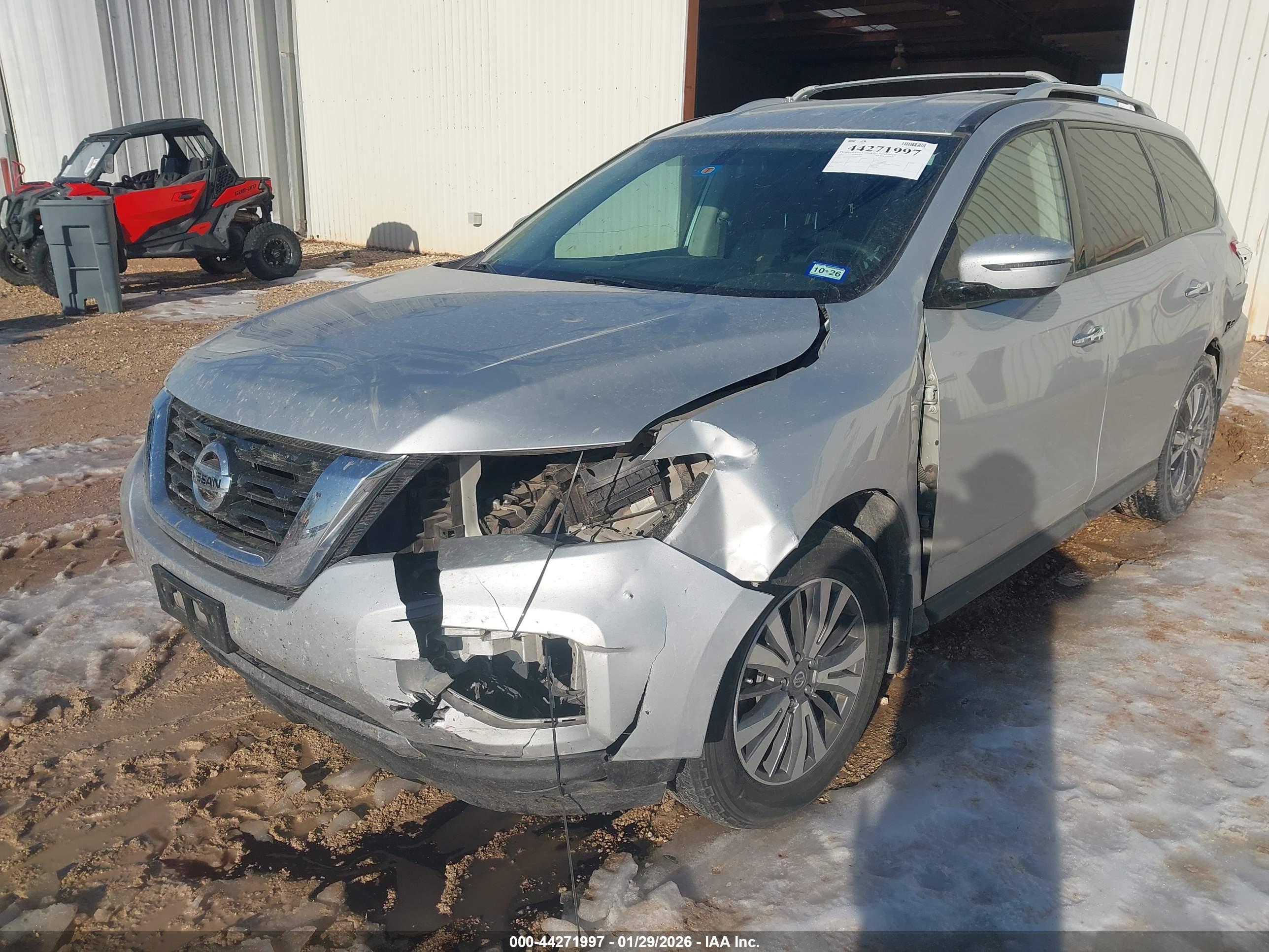 NISSAN PATHFINDER image 6